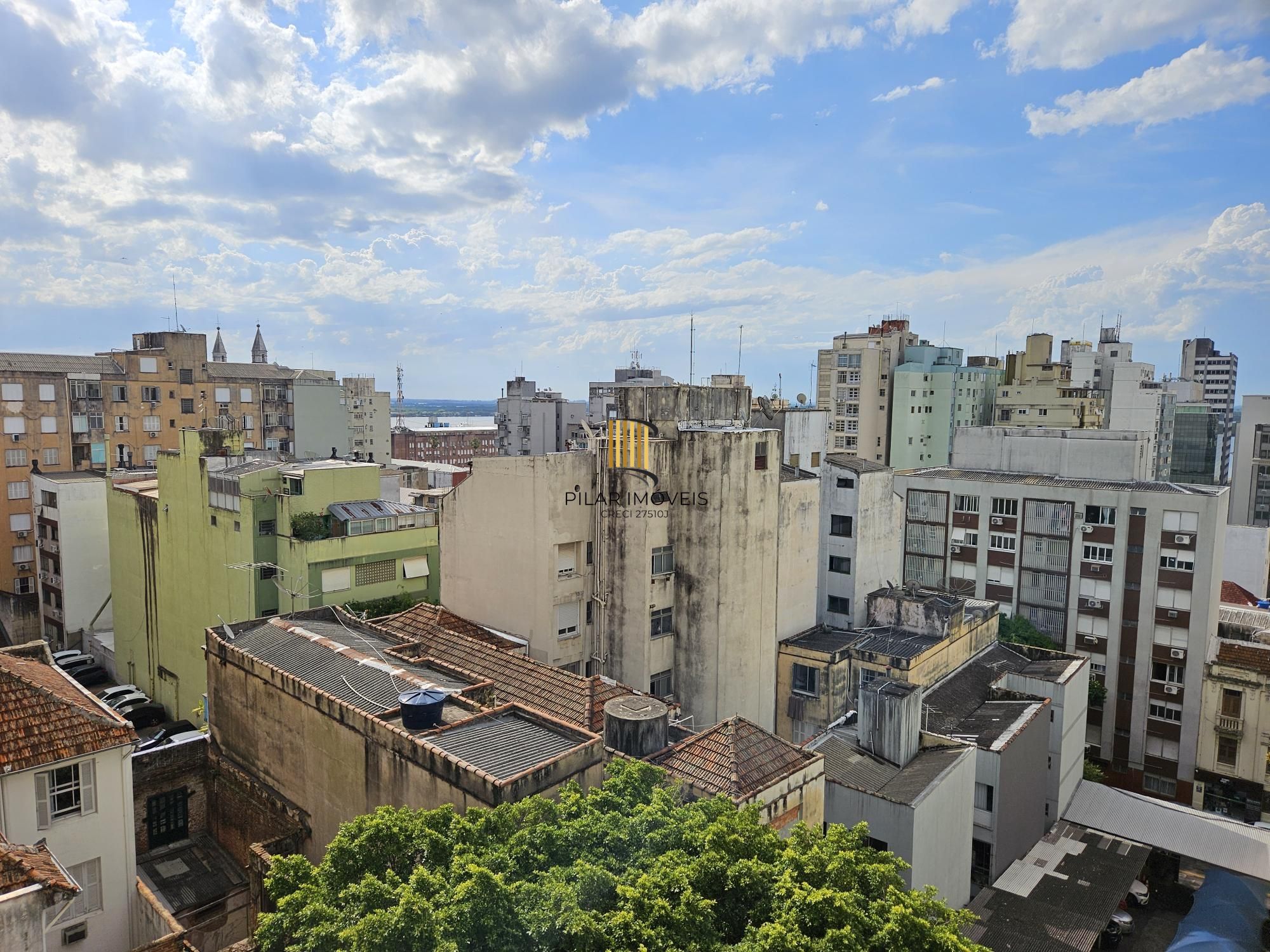 Apartamento 2 Dormitório(s) Bairro Centro Histórico