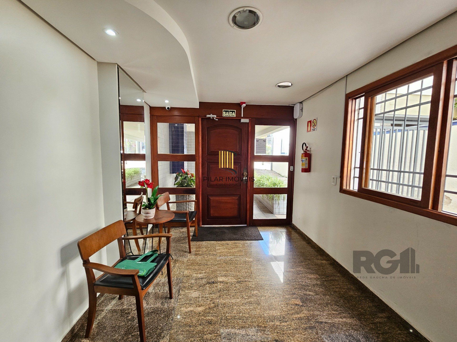 Apartamento para Venda - 94.09m², 3 dormitórios, 2 vagas - Mont Serrat