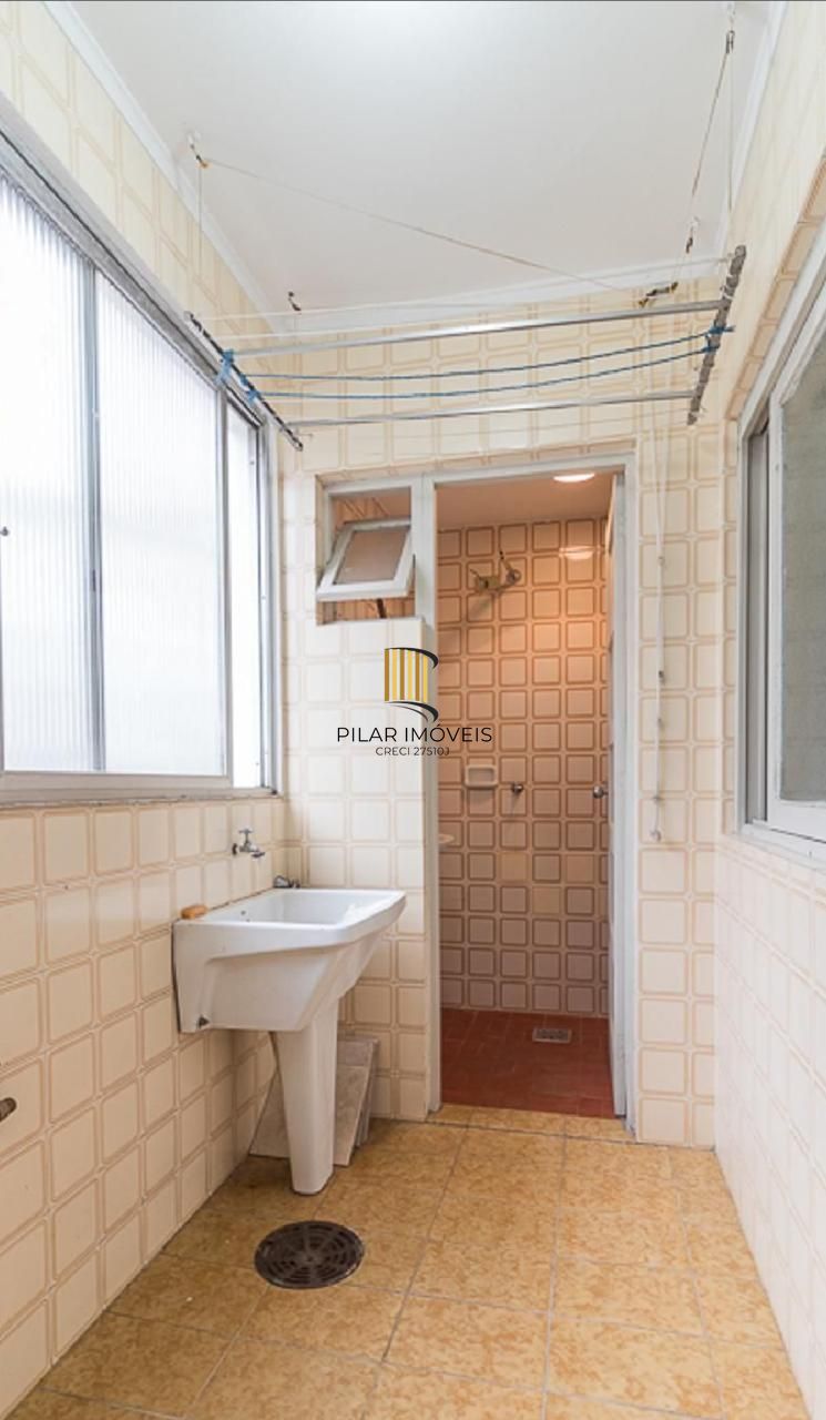 Cobertura no Petrópolis com Vaga