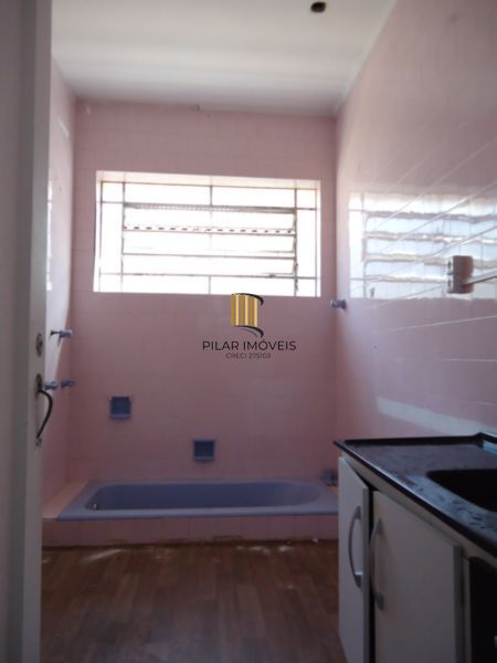 Casa para Venda - 510m², 6 dormitórios, sendo 1 suites, 3 vagas - São João
