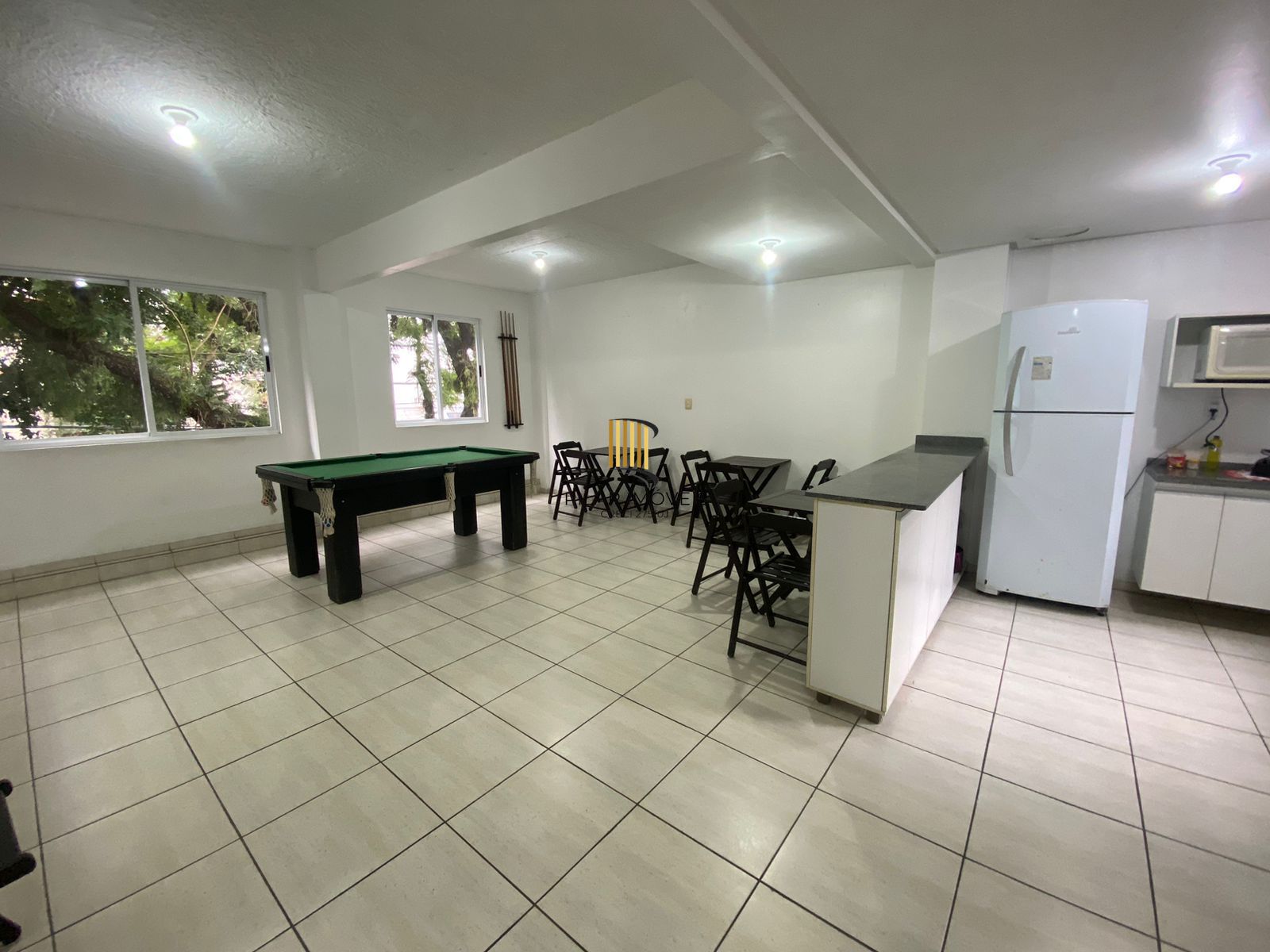 Apartamento 1 dormitório com vaga e elevador no Petrópolis