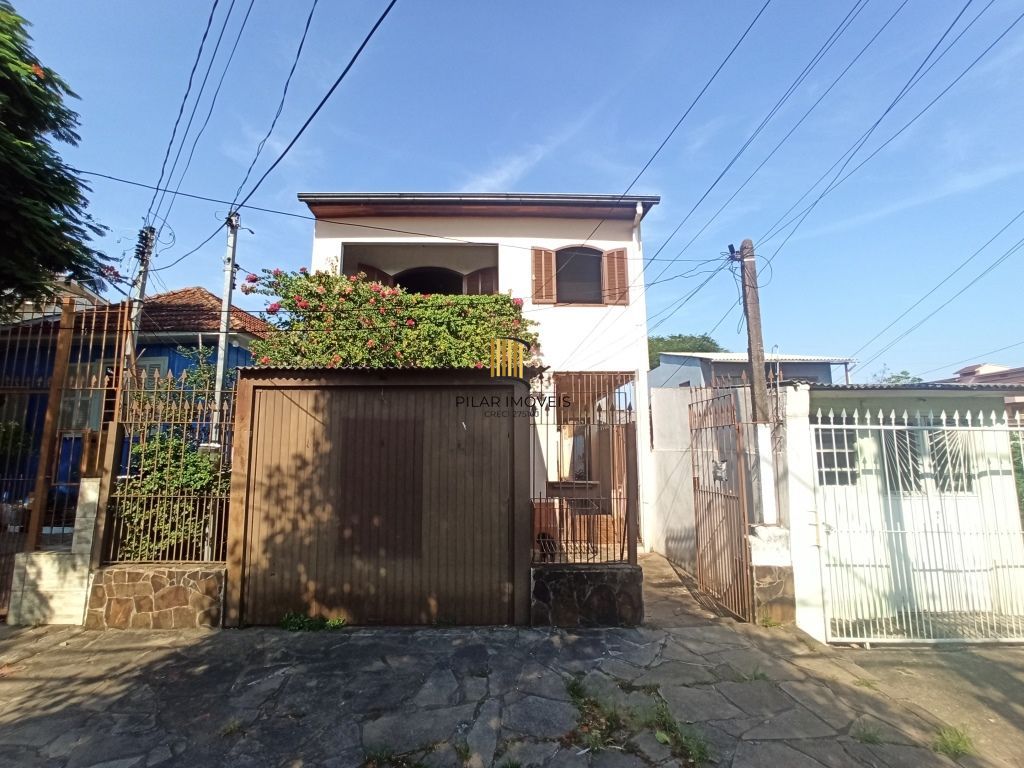 Casa tipo Sobrado perto da PUC