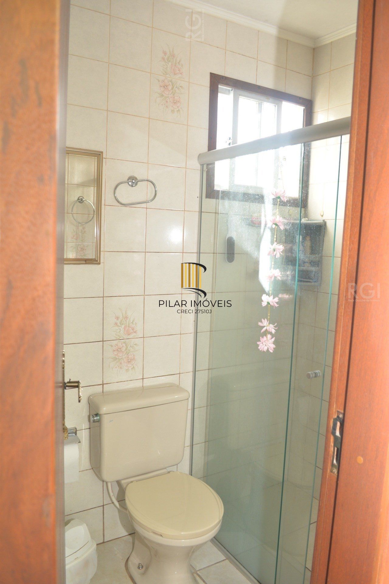Sobrado para Venda - 168m², 4 dormitórios, 6 vagas - Jardim Sabará