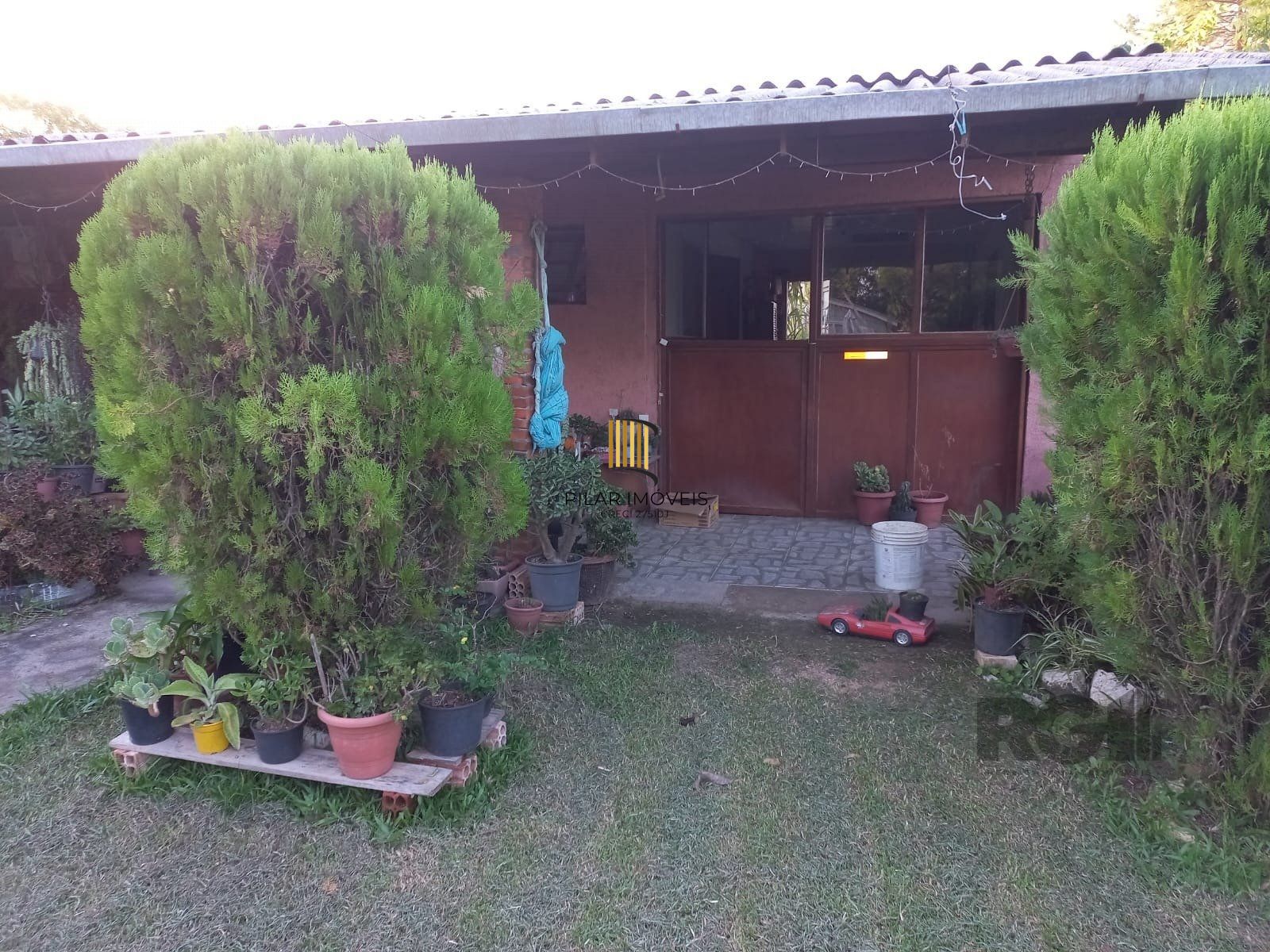 Sítio com 1000m²  em Belém Novo