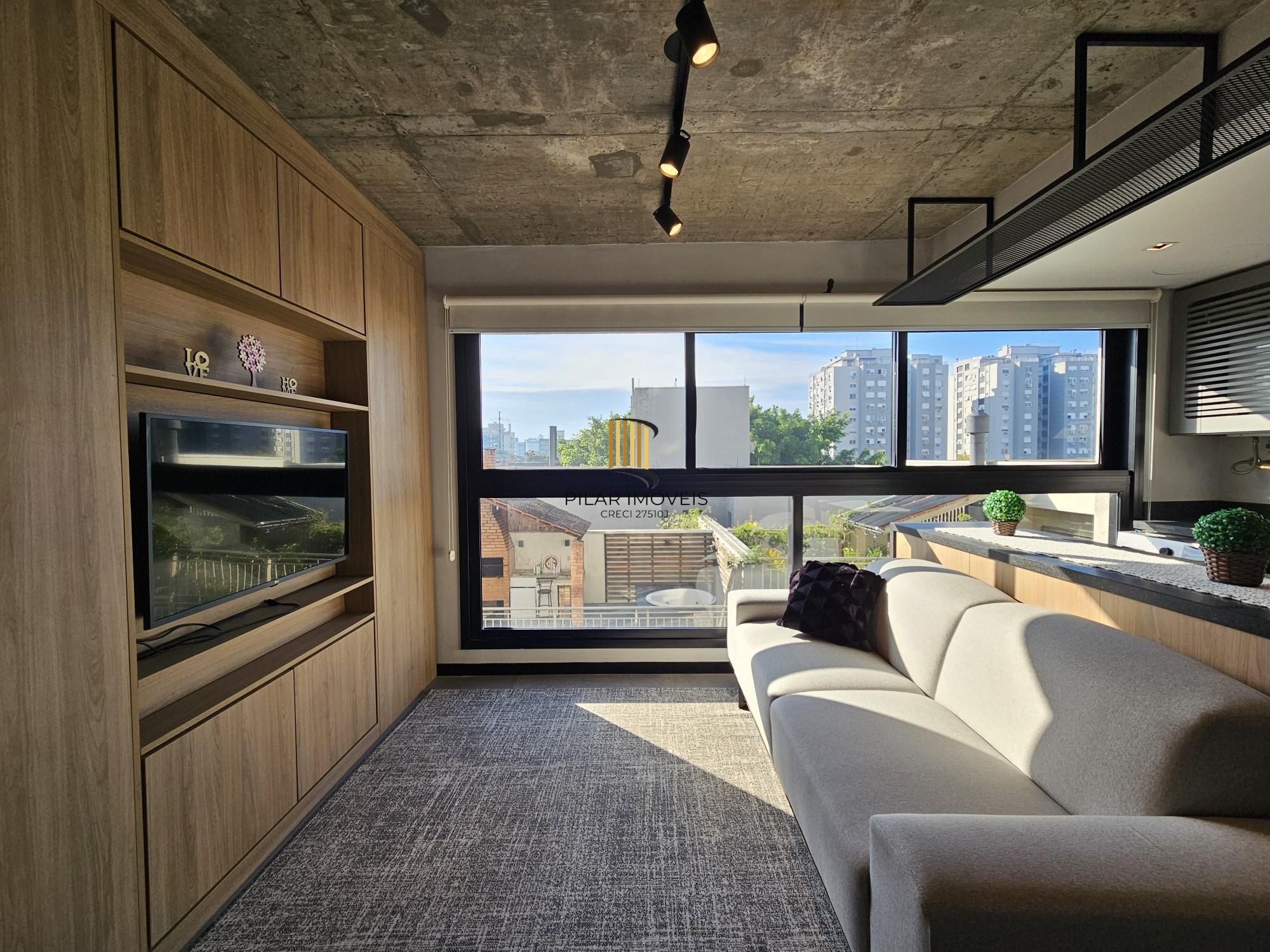 STUDIO MOBILIADO | 43M2 PRIVATIVOS | LINDO E ENSOLARADO | MENINO DEUS