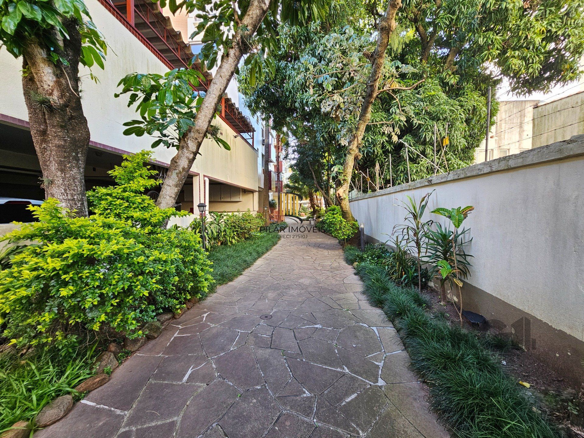 Apartamento 3 dormitórios com vaga no Menino Deus