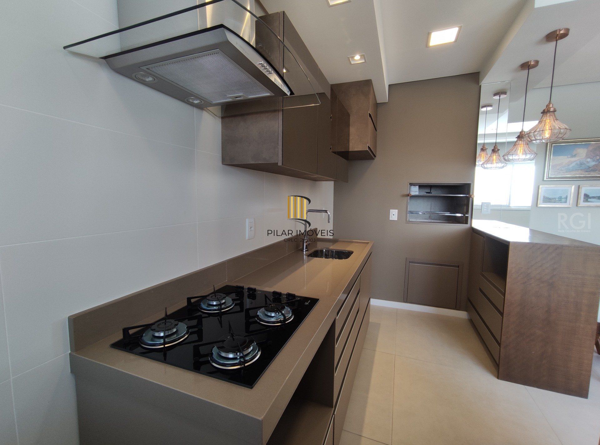 Apartamento para Venda - 68.11m², 3 dormitórios, sendo 1 suites, 2 vagas - Santo Antonio