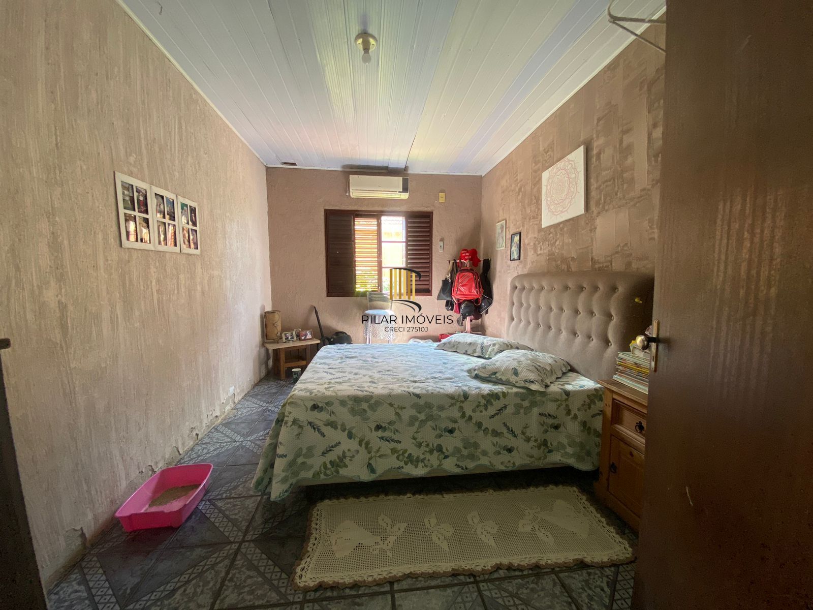 Casa 3 dormitórios com amplo terreno