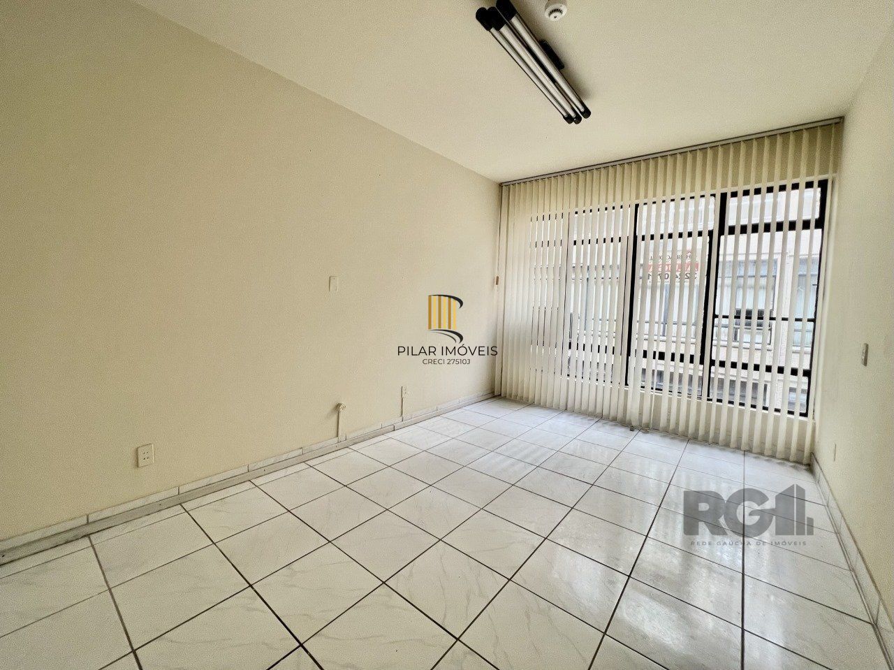 Sala Comercial no bairro Centro Histórico - Pilar Imóveis