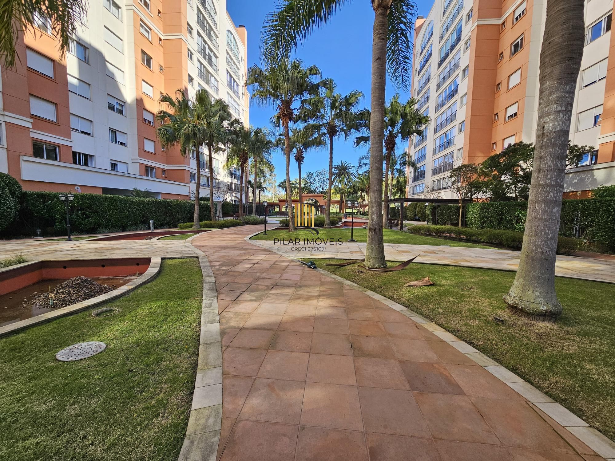 Apartamento 3 suítes na frente do Parque Germânia