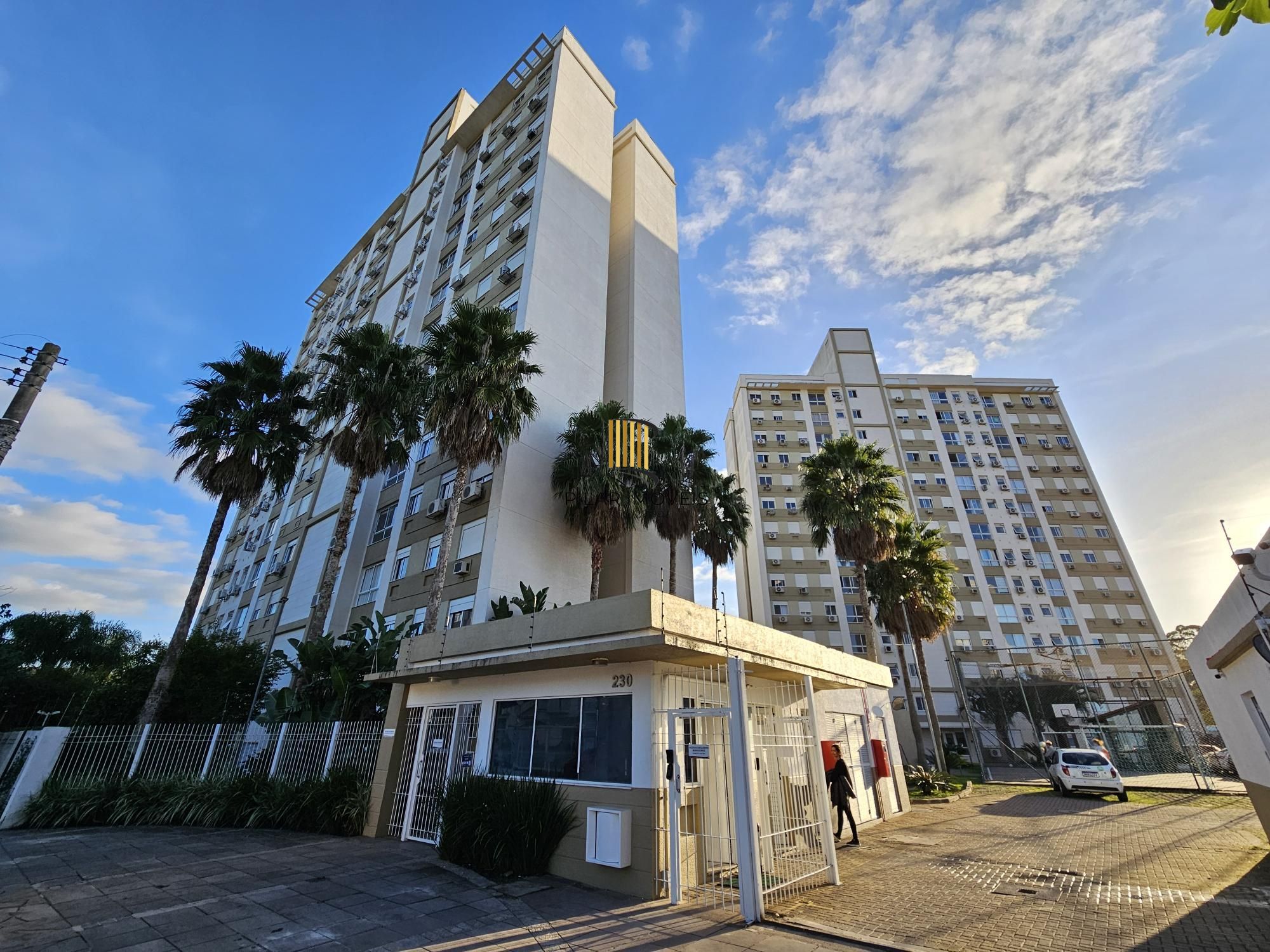 Apartamento 2 dormitórios com vaga coberta