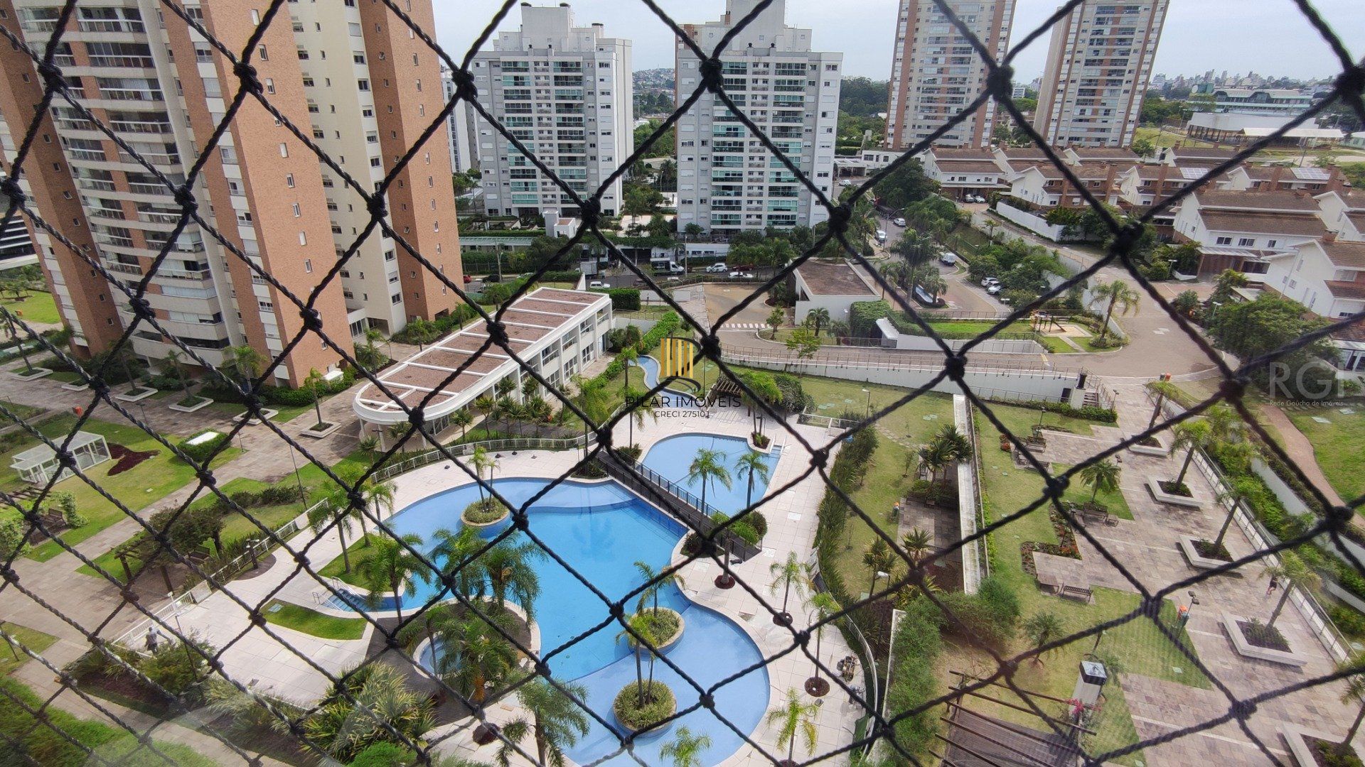 Apartamento para Venda - 162.53m², 3 dormitórios, sendo 3 suites, 2 vagas - Jardim Do Salso