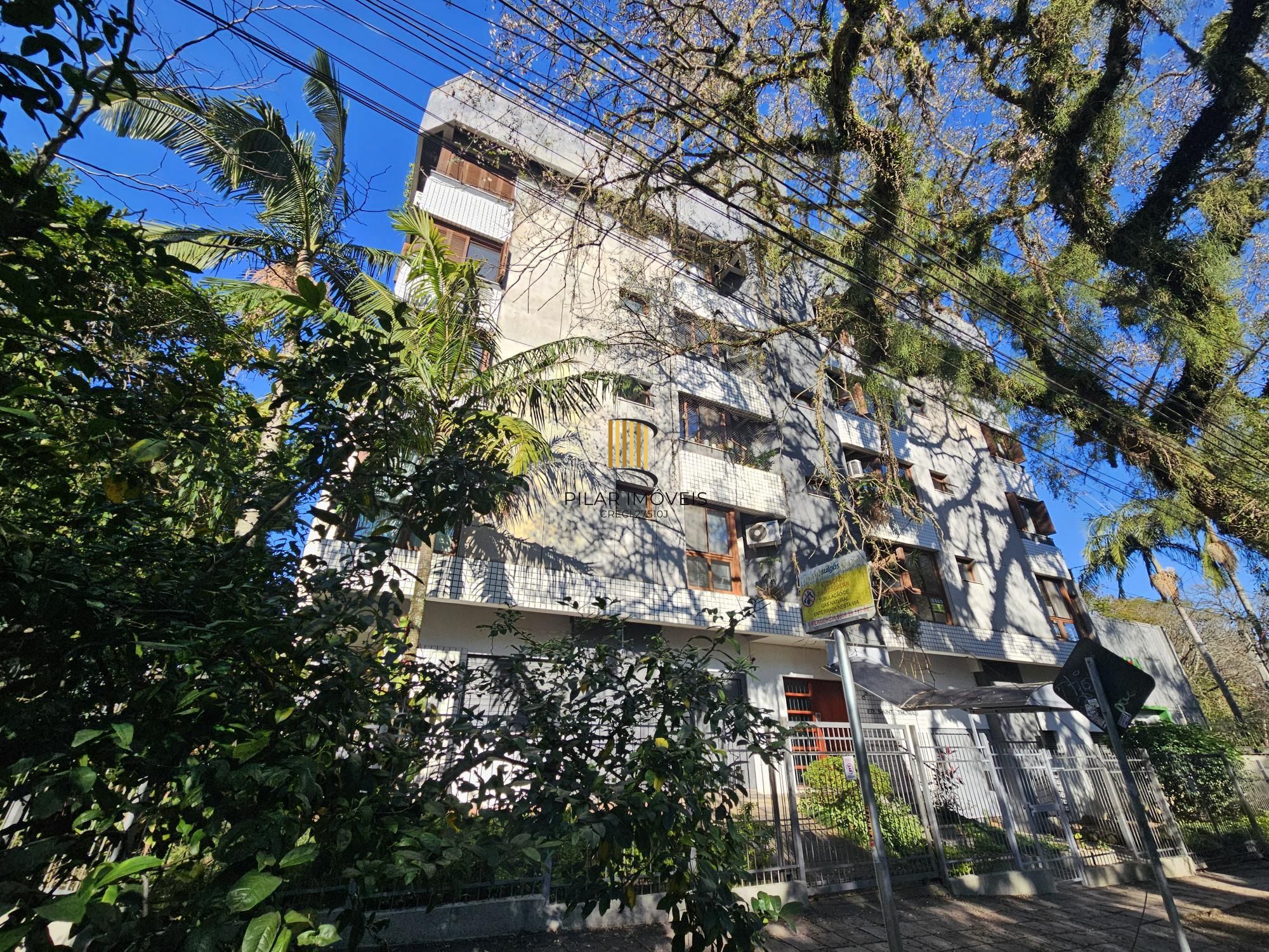 Cobertura 3 dormitórios com vaga no Petrópolis