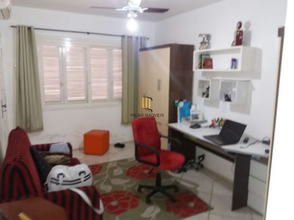 Casa para Venda - 435.6m², 2 dormitórios, 3 vagas - Cristo Redentor