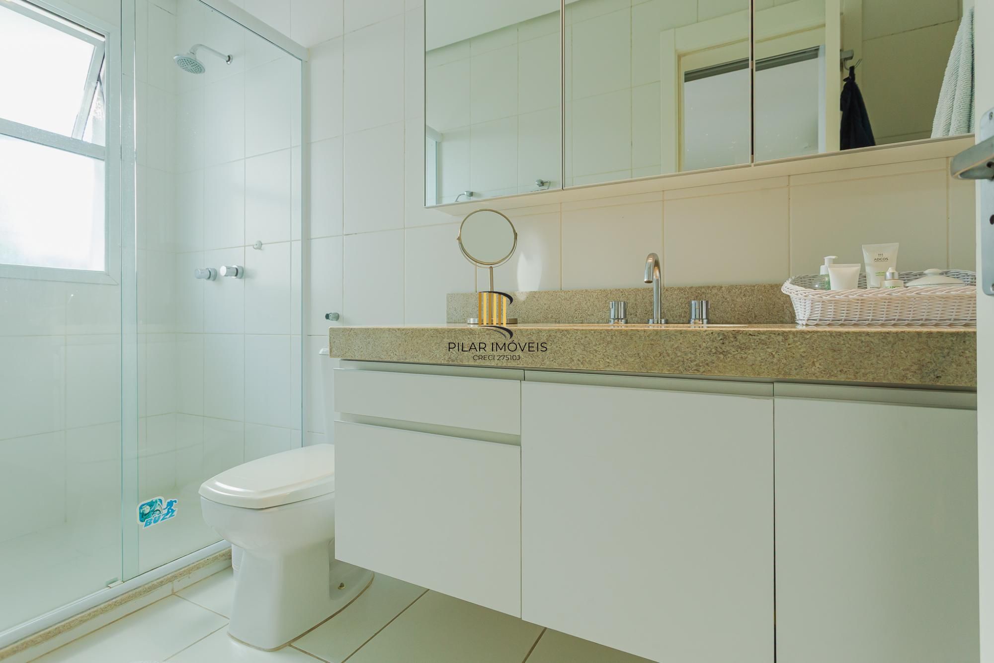 CONDOMINIO ATMOSFERA - CASA MOBILIADA DE 4 SUÍTES COM 4 VAGAS