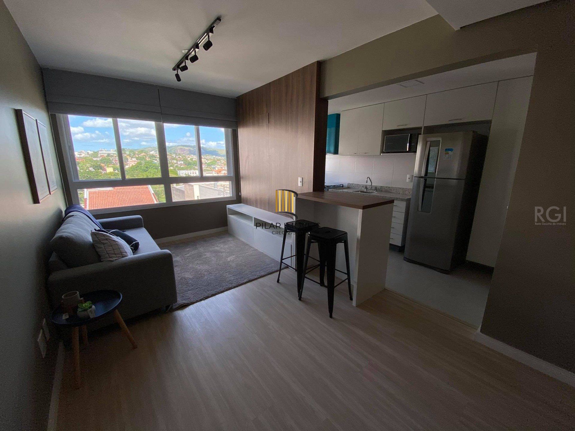 Apartamento para Venda - 66.41m², 2 dormitórios, sendo 1 suites, 1 vaga - Petrópolis
