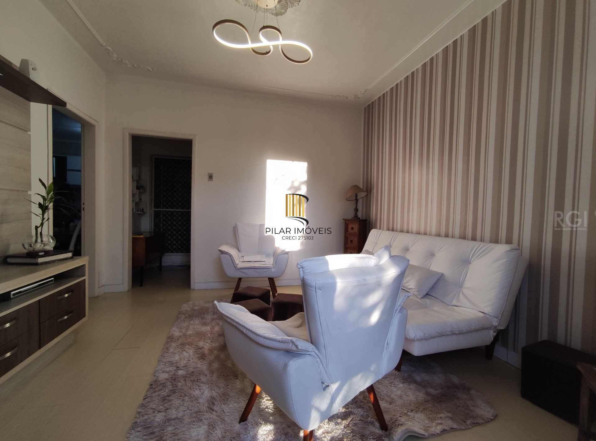Apartamento para Venda - 60.44m², 2 dormitórios, 1 vaga - Petrópolis
