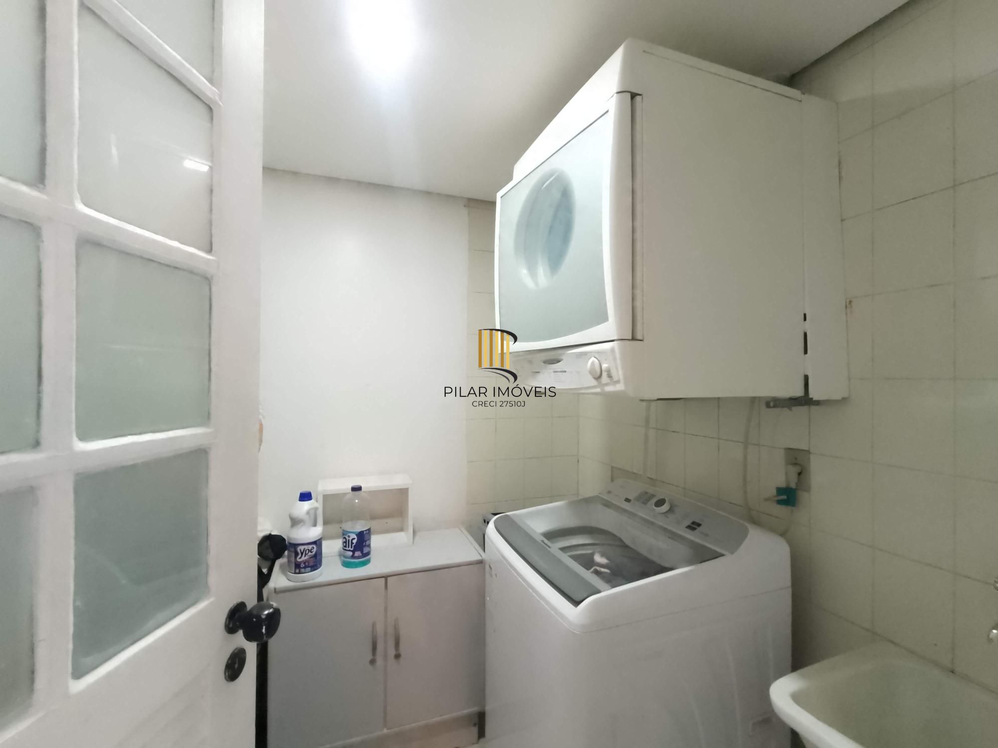 Casa 3 dormitórios em condomínio de luxo próximo ao Shopping Iguatemi