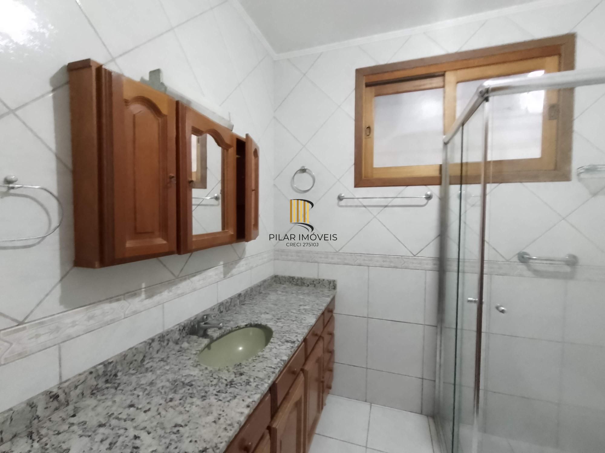 Casa ampla 3 dormitórios no Jartim Itu
