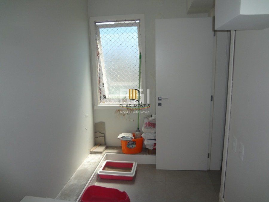 Cobertura para Venda - 267m², 3 dormitórios, sendo 1 suites, 2 vagas - Menino Deus