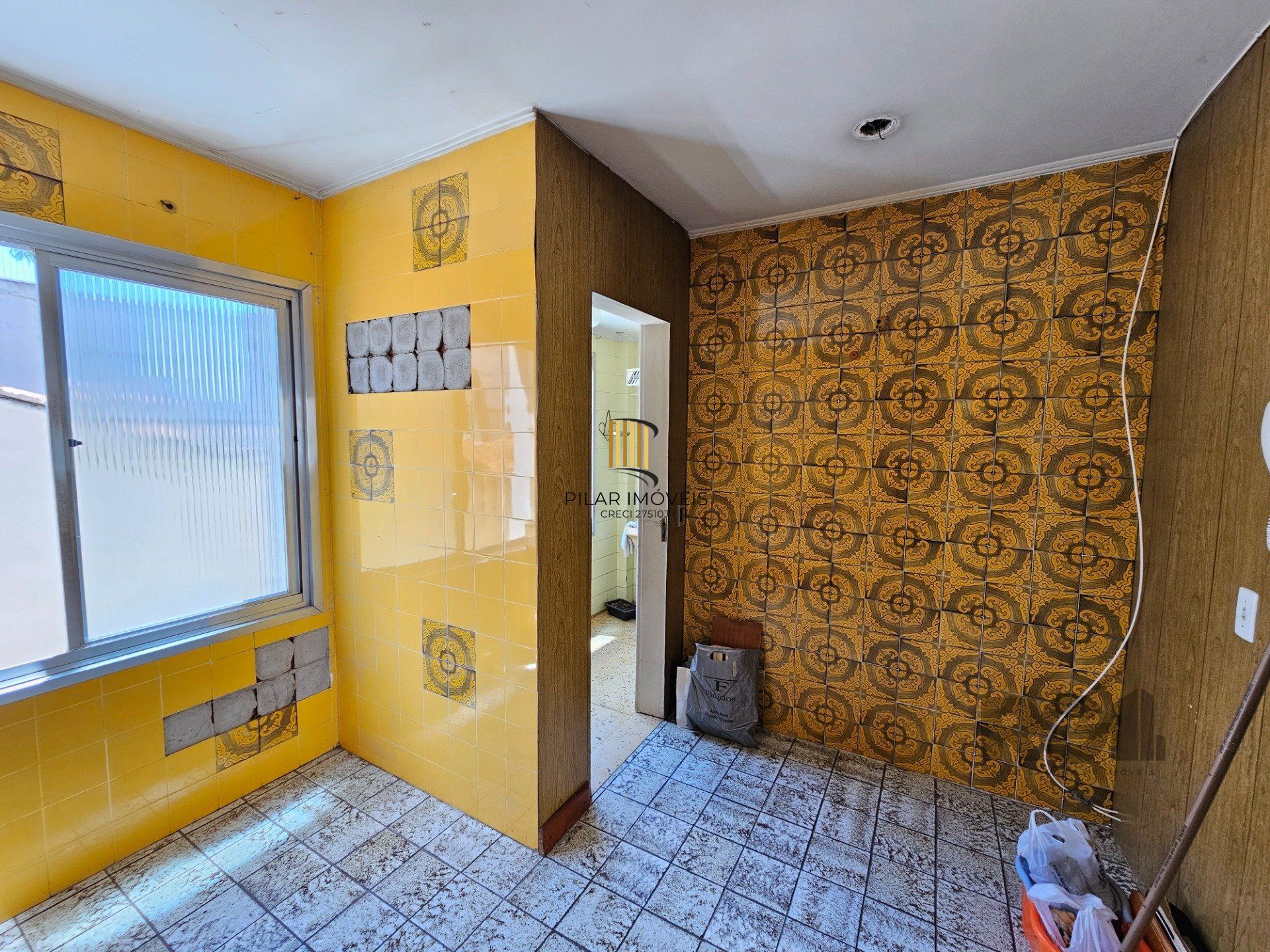 Apartamento para Venda - 94.09m², 3 dormitórios, 2 vagas - Mont Serrat