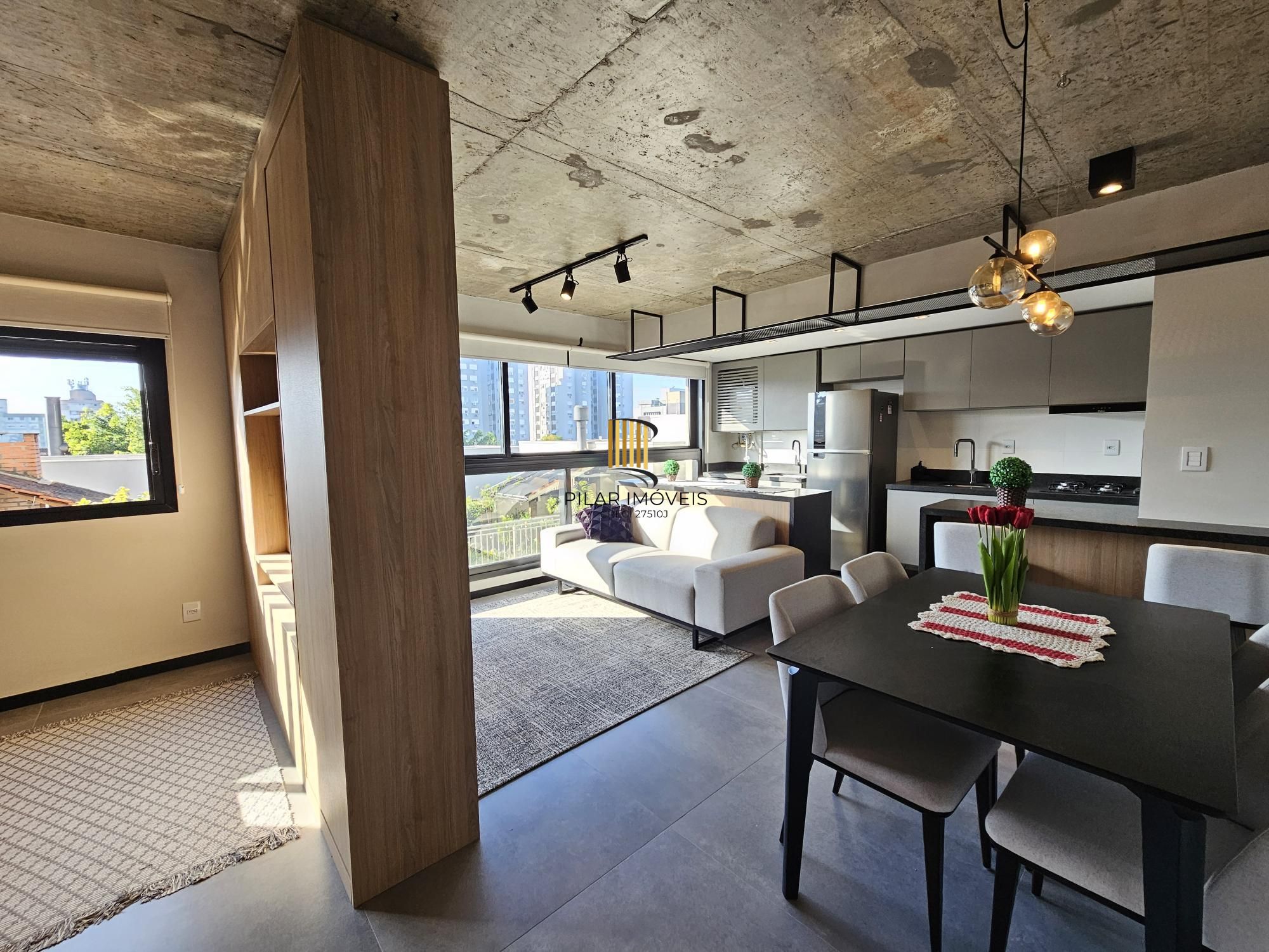 STUDIO MOBILIADO | 43M2 PRIVATIVOS | LINDO E ENSOLARADO | MENINO DEUS