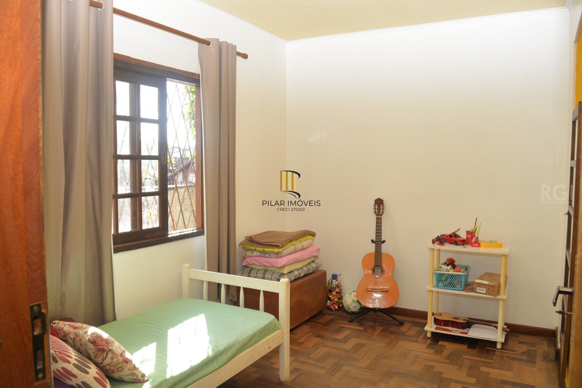 Sobrado para Venda - 168m², 4 dormitórios, 6 vagas - Jardim Sabará