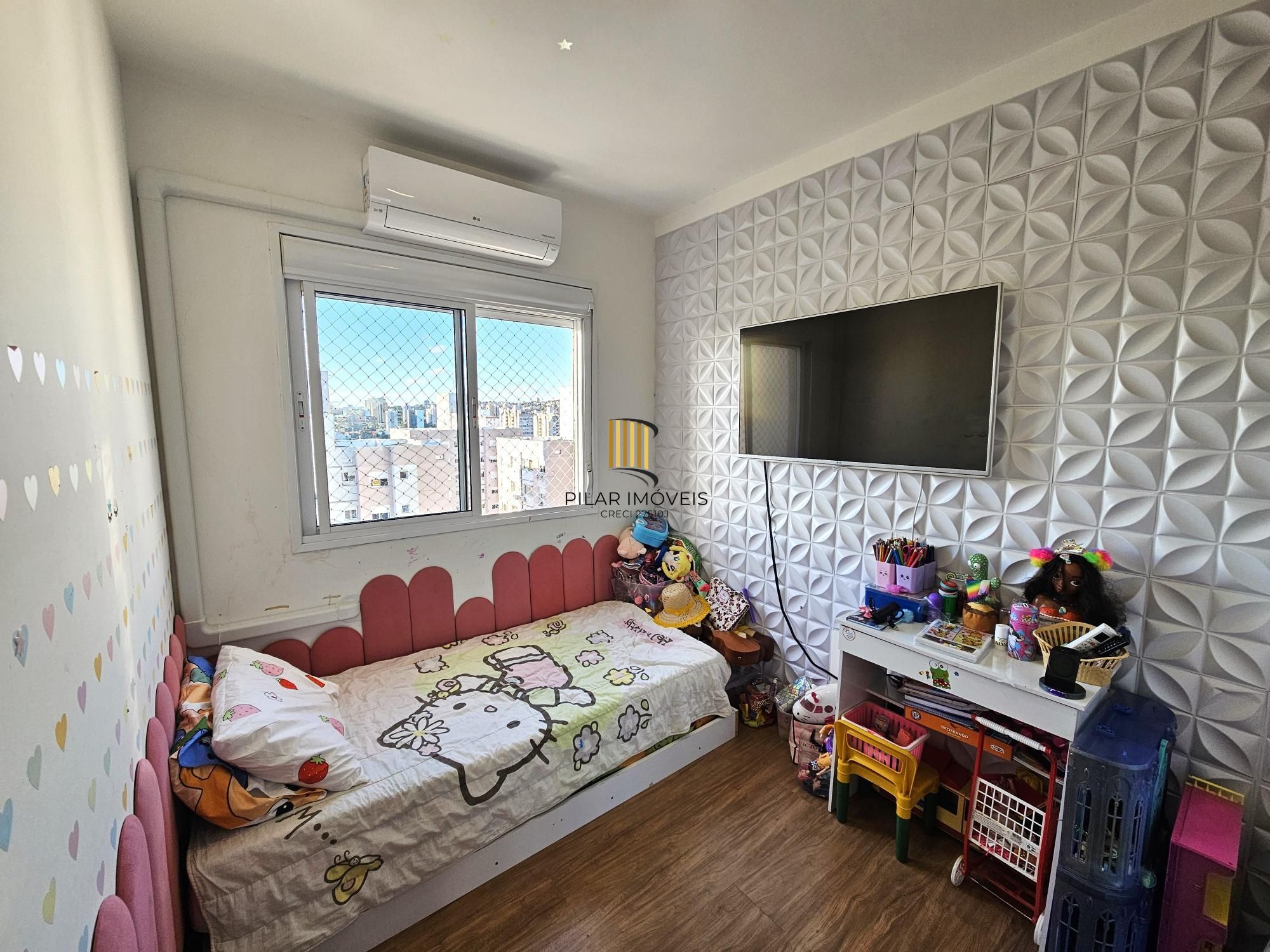Apartamento 2 dormitórios com vaga e elevador perto da PUC