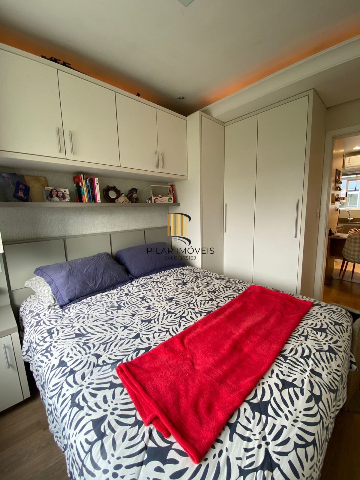 Apartamento 1 dormitório com vaga e elevador no Petrópolis