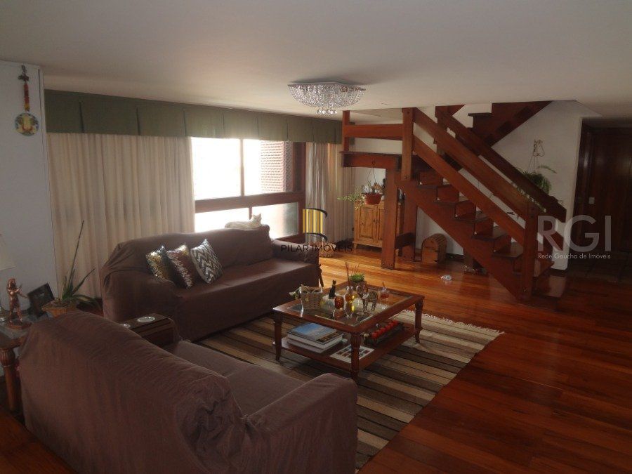 Cobertura para Venda - 263.75m², 3 dormitórios, sendo 1 suites, 2 vagas - Petrópolis