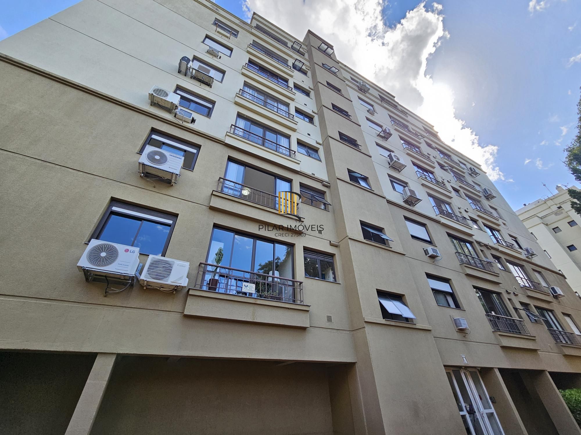 Apartamento 2 dormitórios com vaga e elevador no São Geraldo