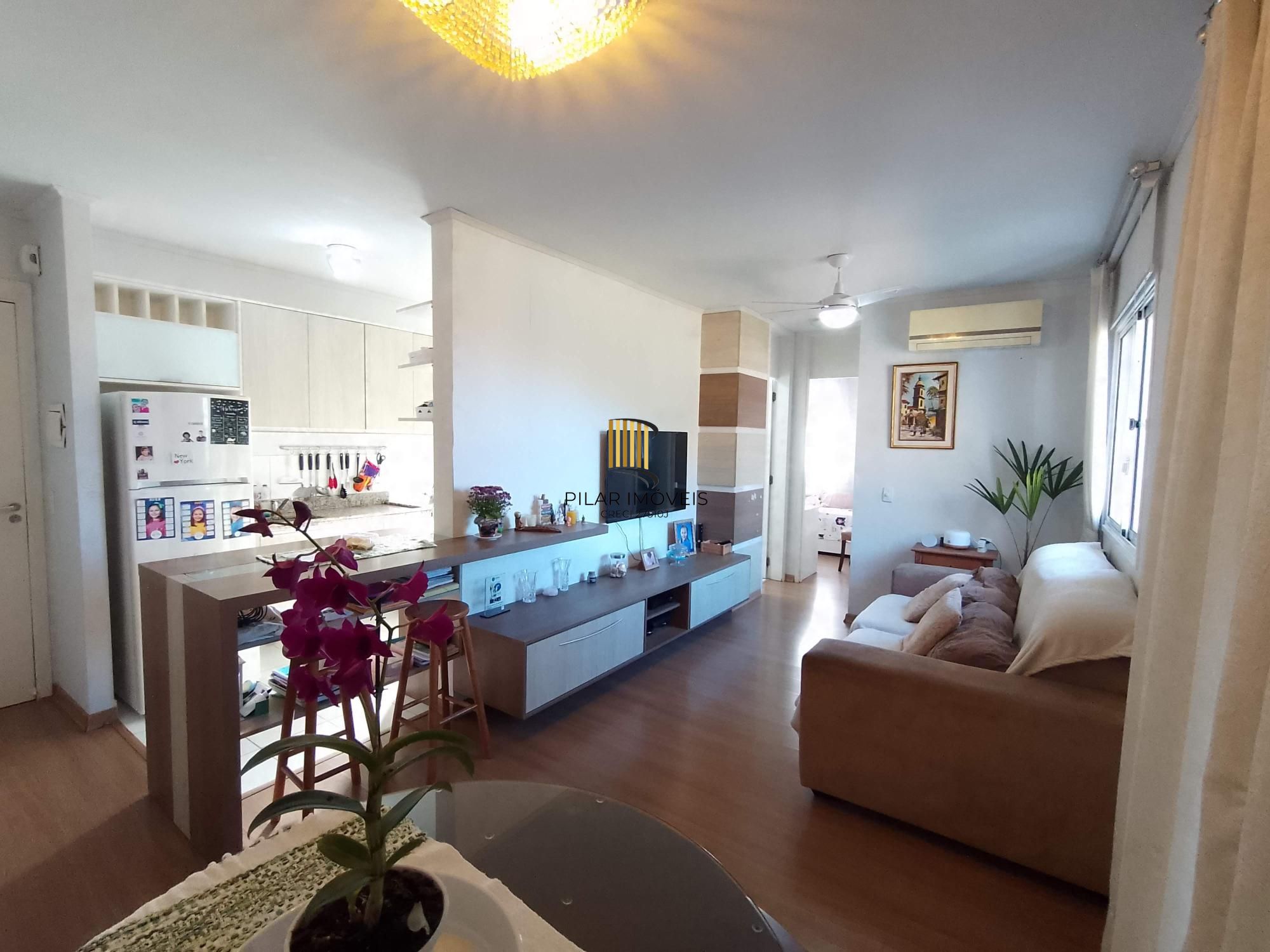 Apartamento 2 dormitórios mobiliado com vaga e elevador no Alto Petrópolis