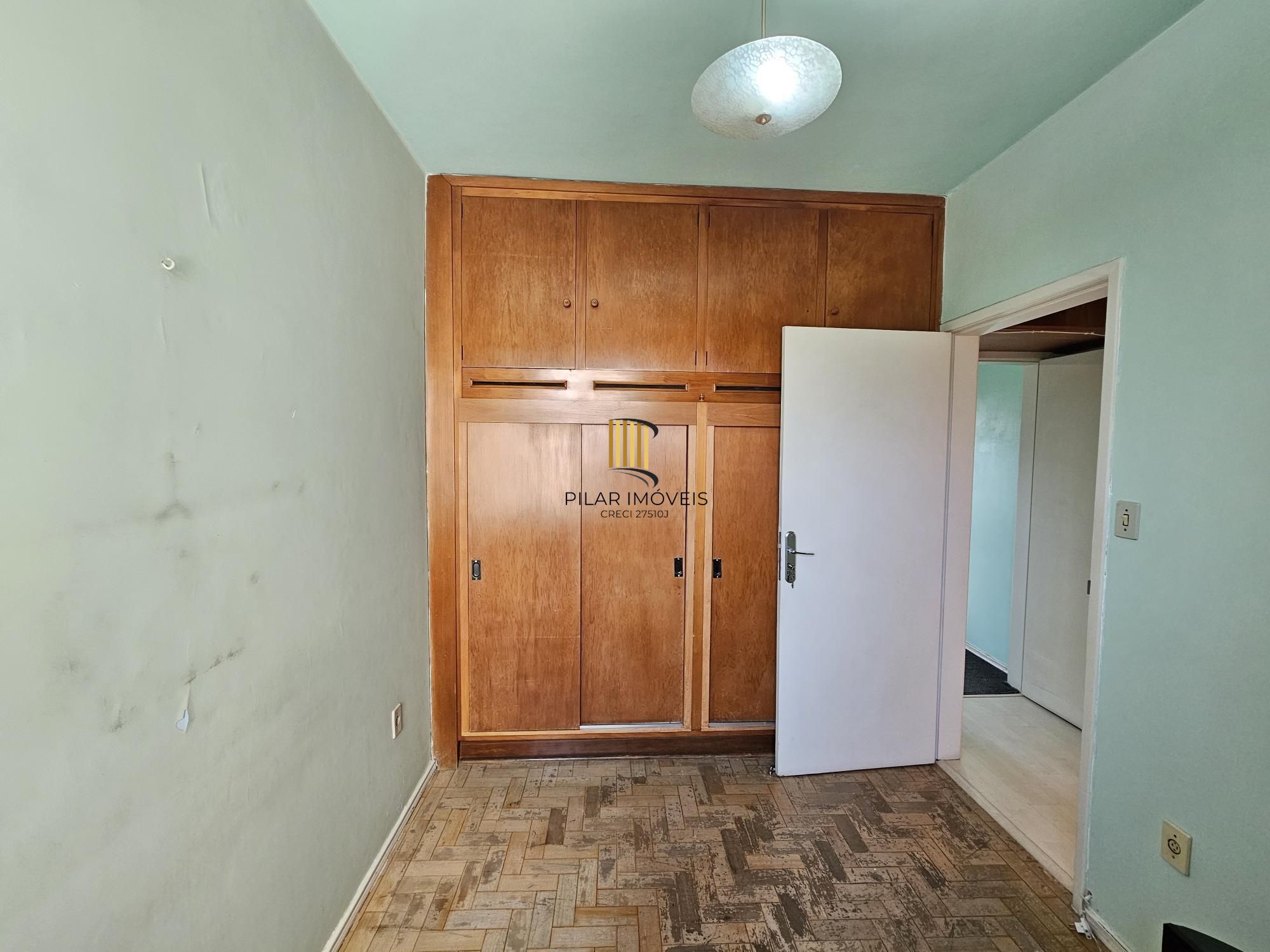 Apartamento 3 dormitórios de frente com vista e elevador no Moinhos de Vento