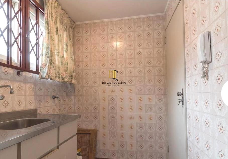 Cobertura no Petrópolis com Vaga