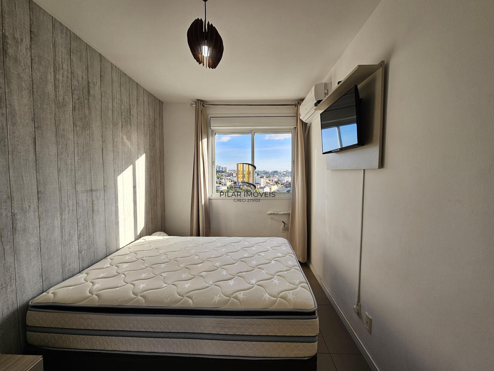 Apartamento 2 dormitórios com vaga coberta