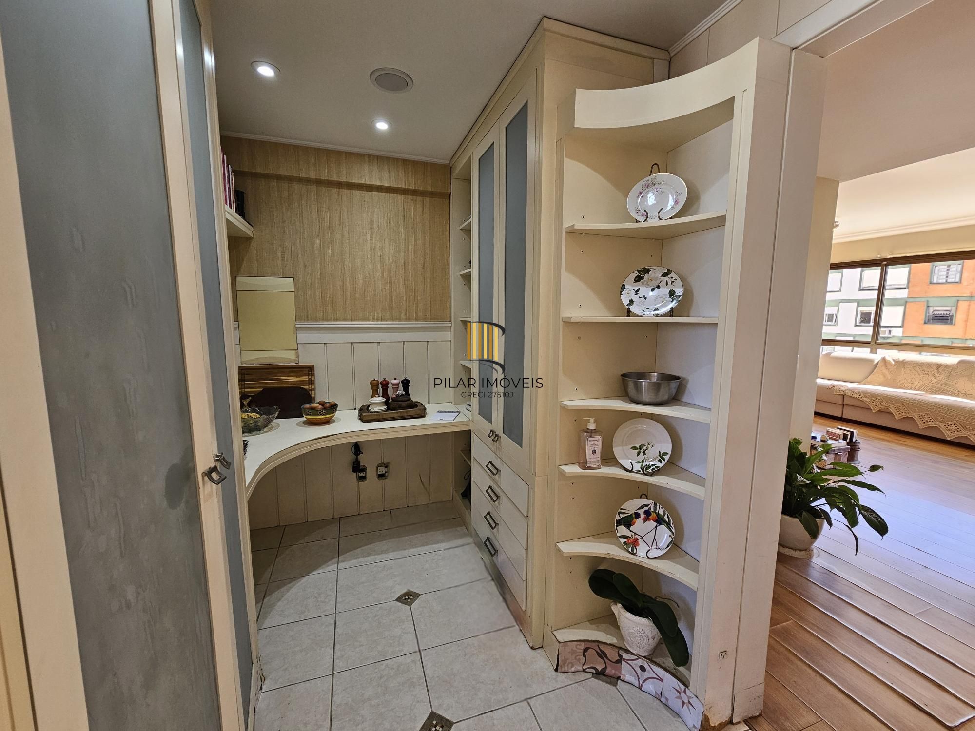 BAIRRO MENINO DEUS | 3 DORMITÓRIOS COM INFRAESTRUTURA