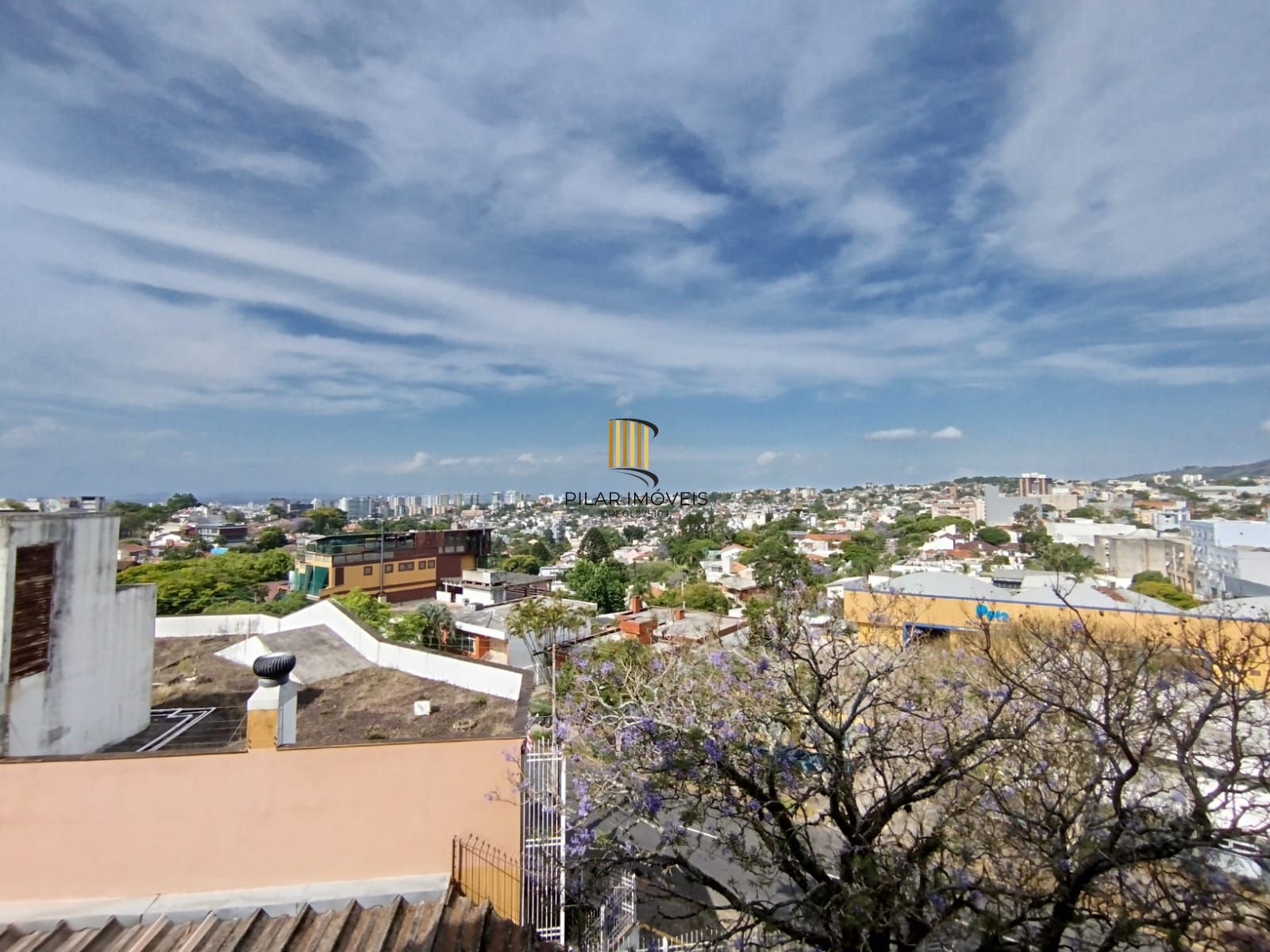 Apartamento 2 dormitórios no bairro Três Figueiras