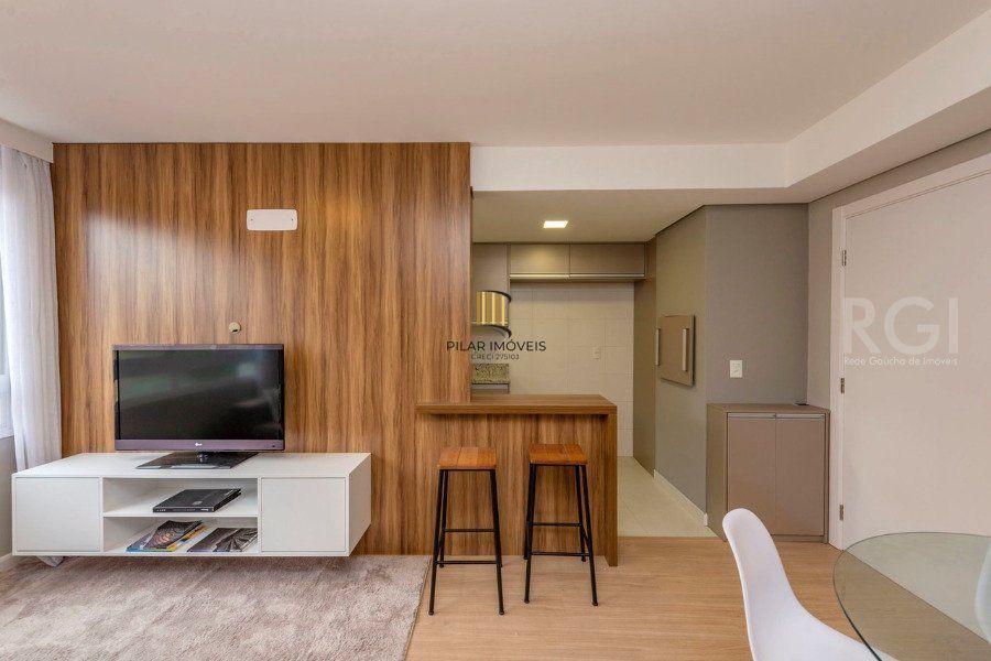 Apartamento para Venda - 65.41m², 3 dormitórios, sendo 1 suites, 1 vaga - Petrópolis