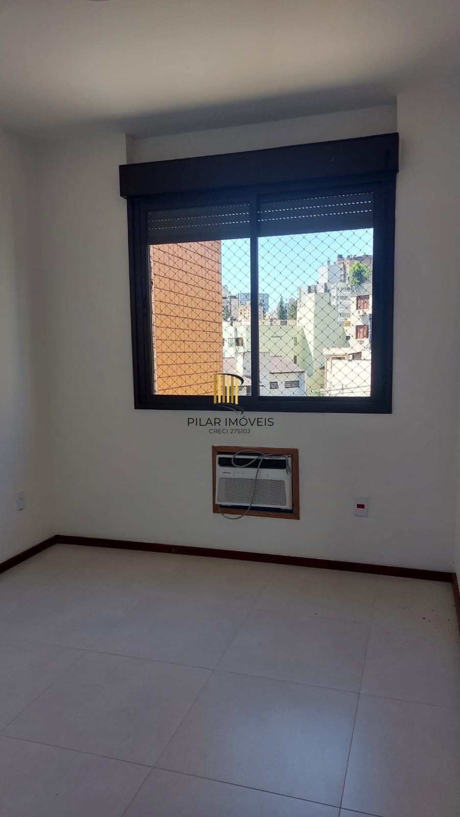 Apartamento 02 Dormitórios e 02 vagas no bairro Higienópolis