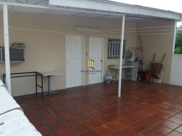 Casa para Venda - 435.6m², 2 dormitórios, 3 vagas - Cristo Redentor