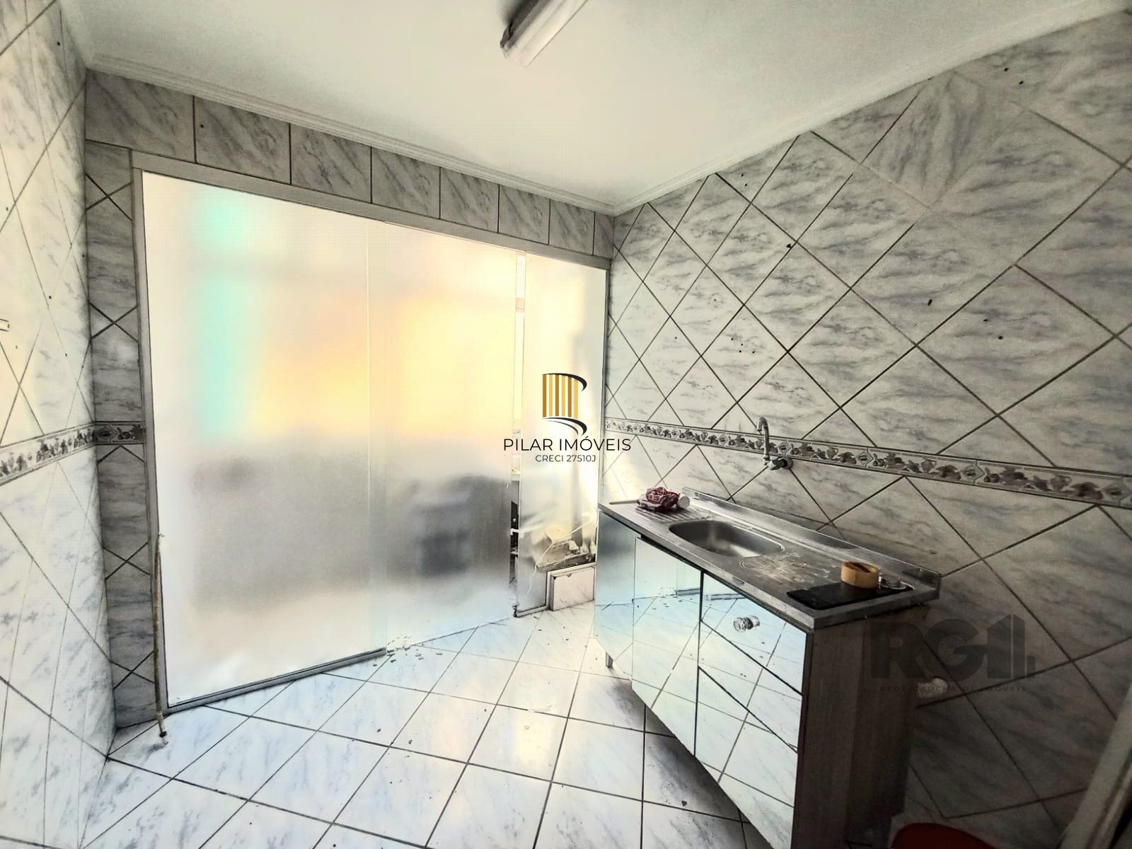 Apartamento 2 dormitórios no bairro Cavalhada