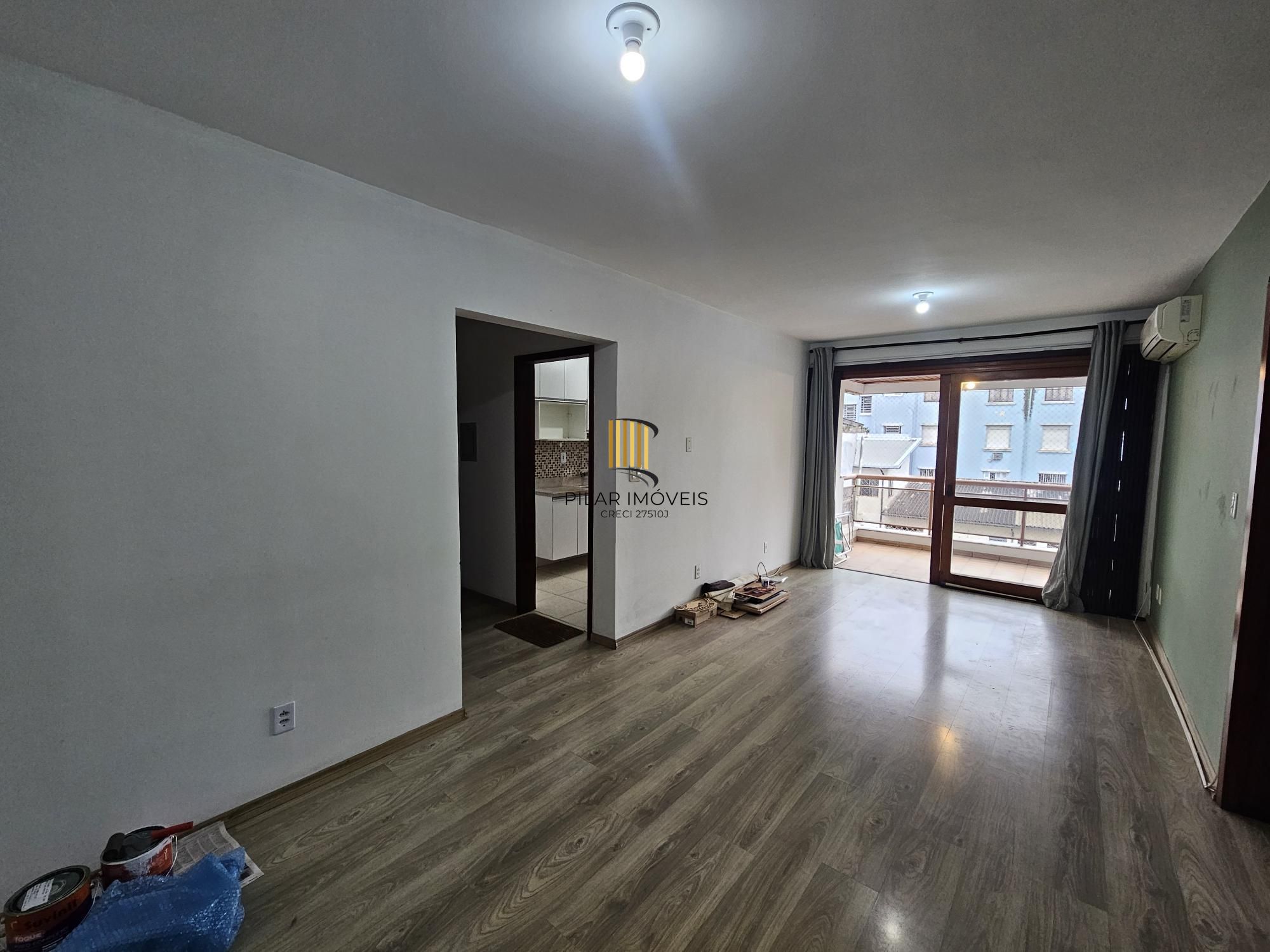 CIDADE BAIXA COM SACADA E VAGA DE GARAGEM - Pilar Imóveis