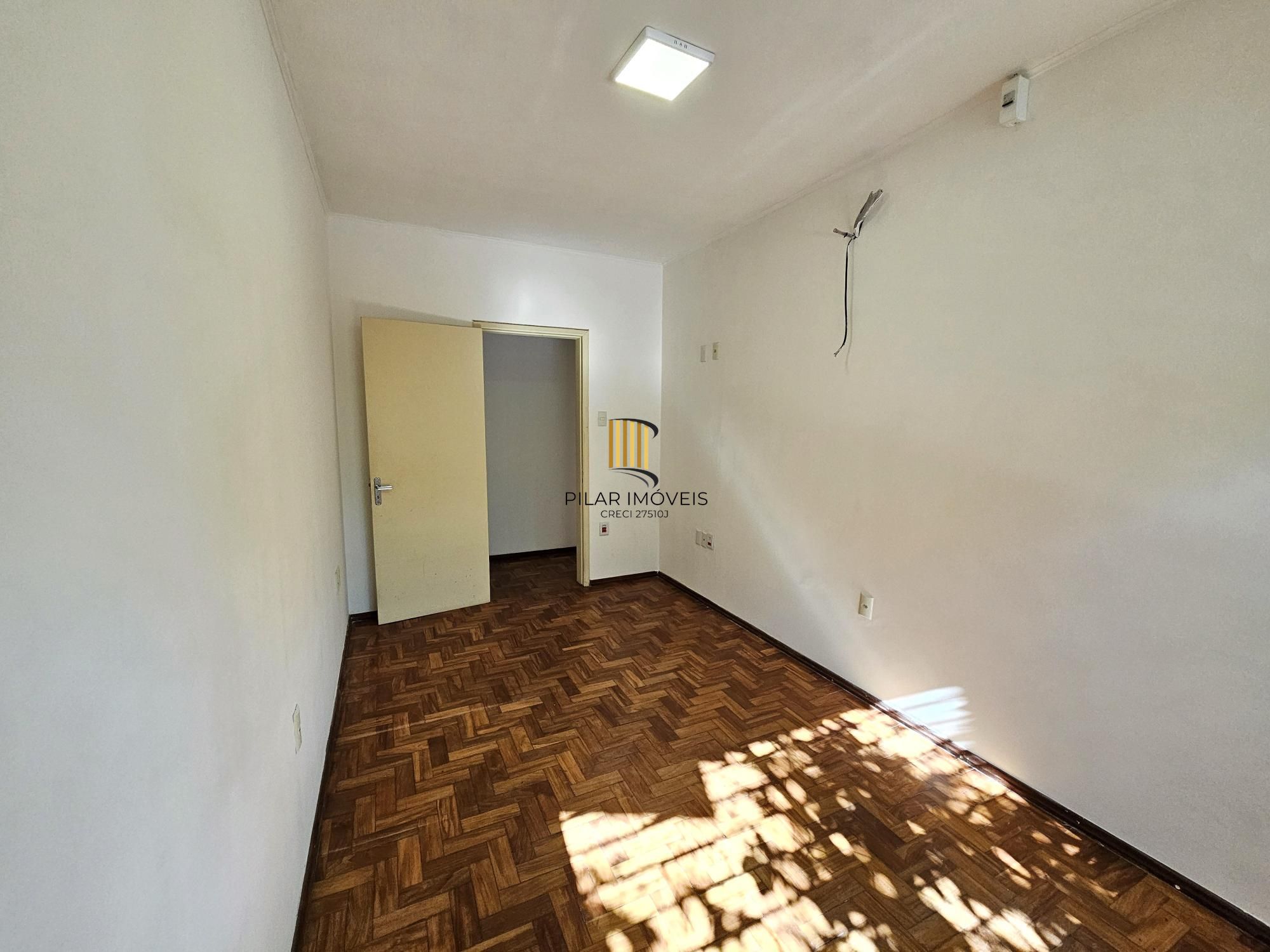 CASA EXCLUSIVA NO BAIRRO TRÊS FIGUEIRAS