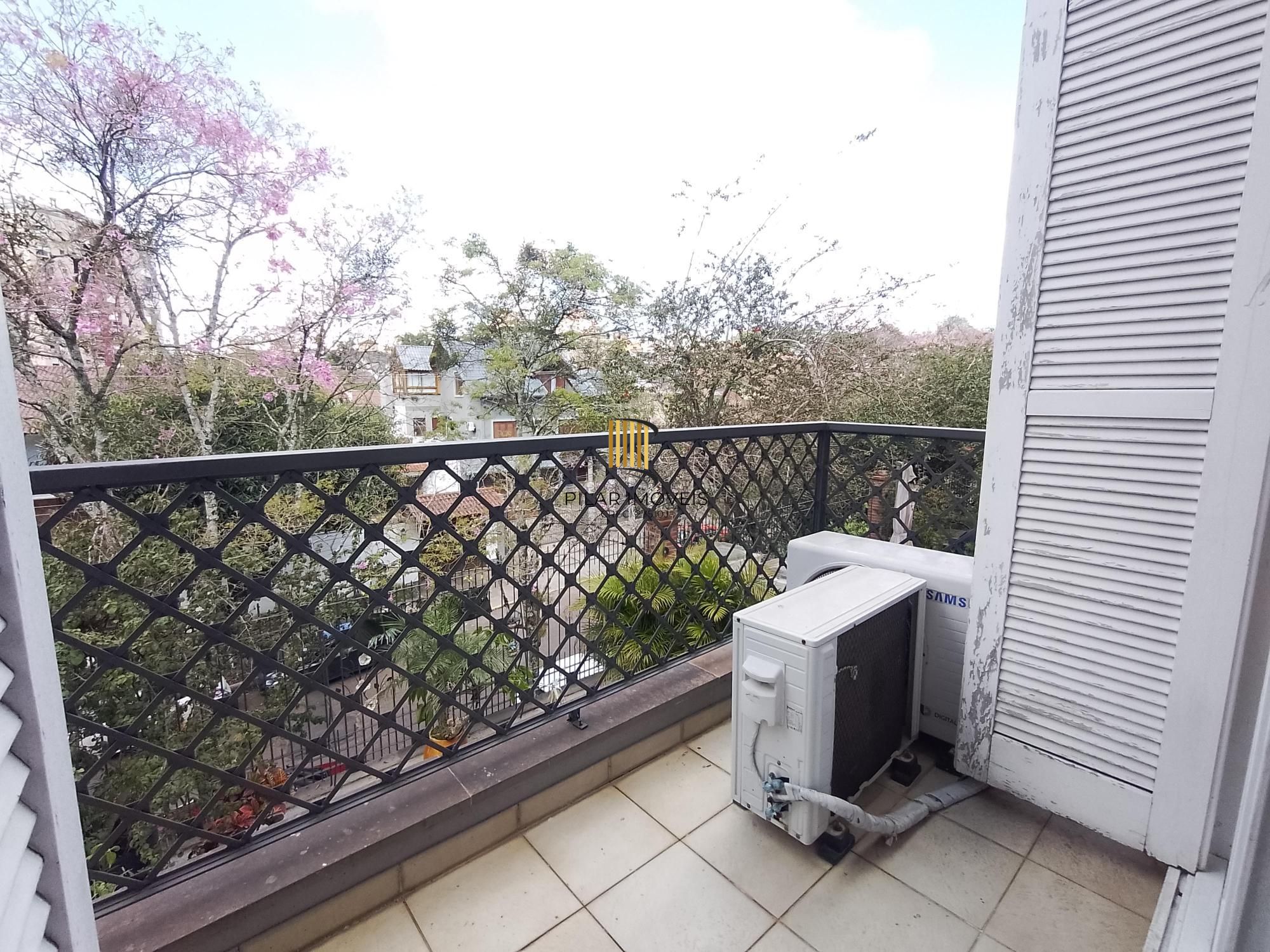 Casa 3 dormitórios em condomínio de luxo próximo ao Shopping Iguatemi