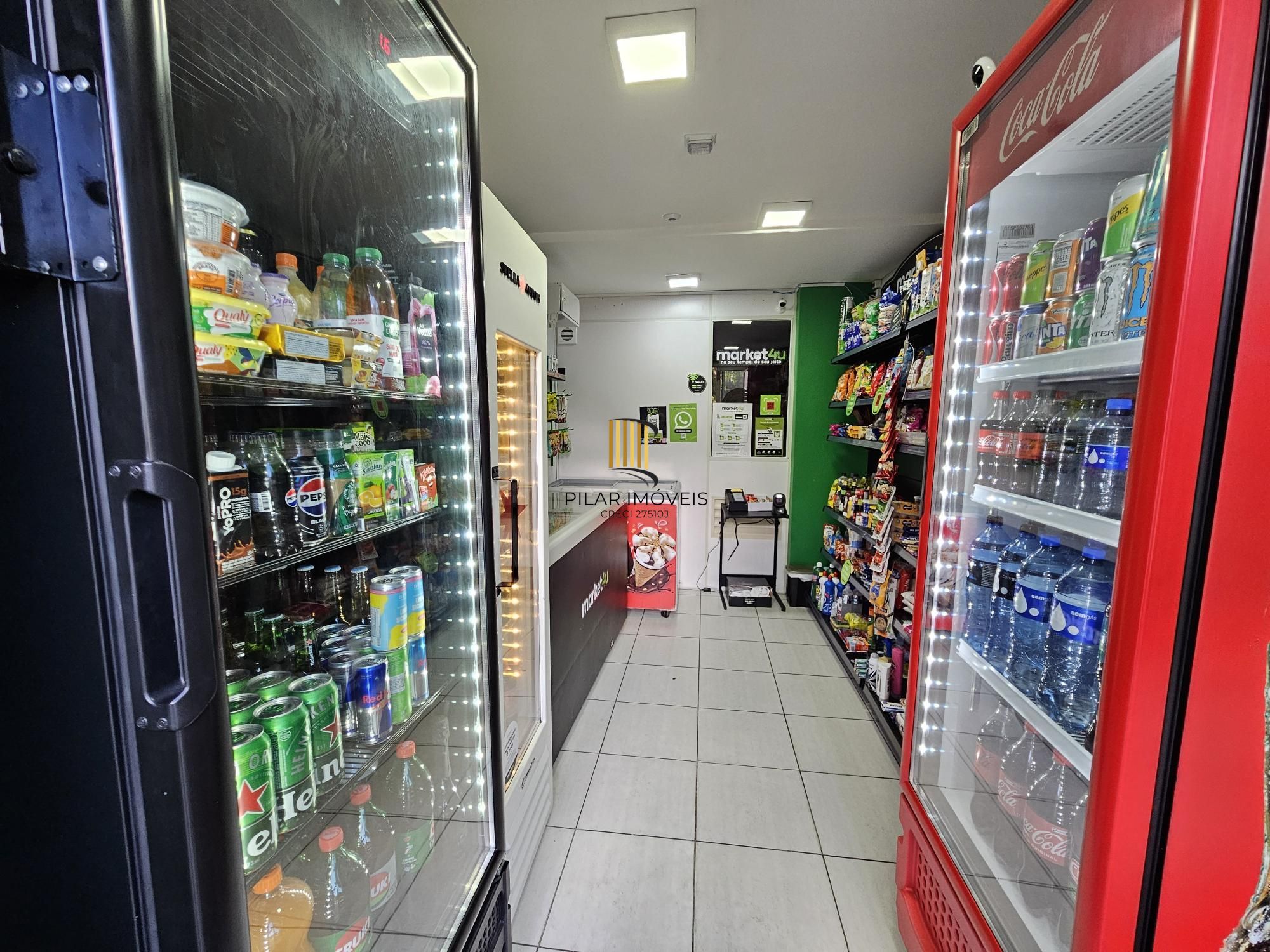 Apartamento 2 dormitórios com vaga coberta