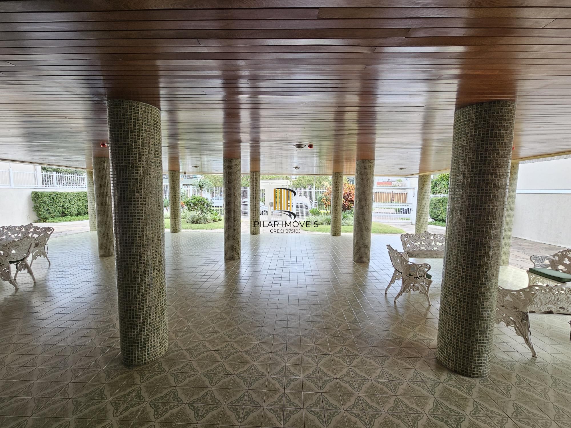 Apartamento 2 dormitórios no bairro Menino Deus