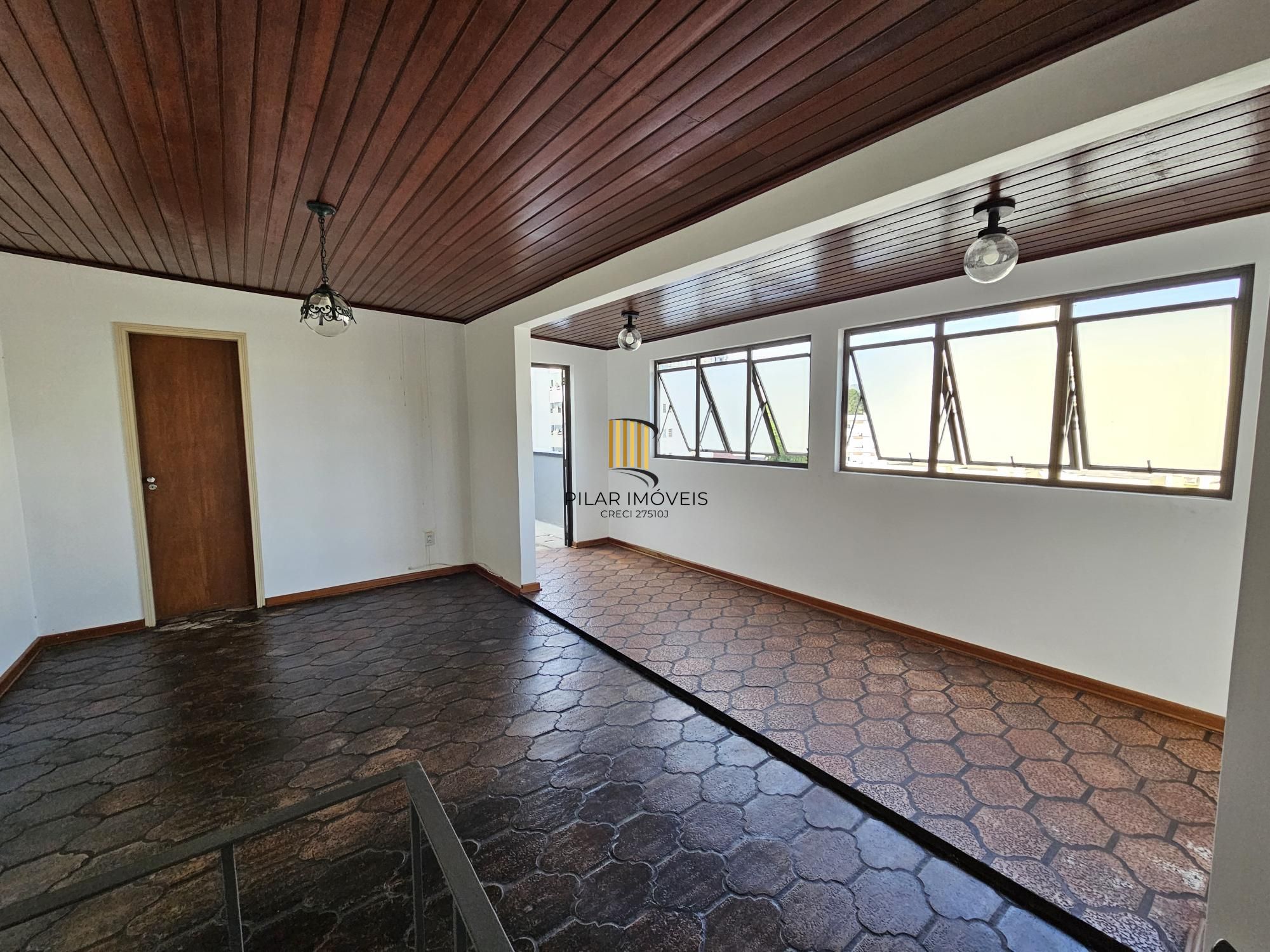 Cobertura 1 dormitório no bairro Petrópolis