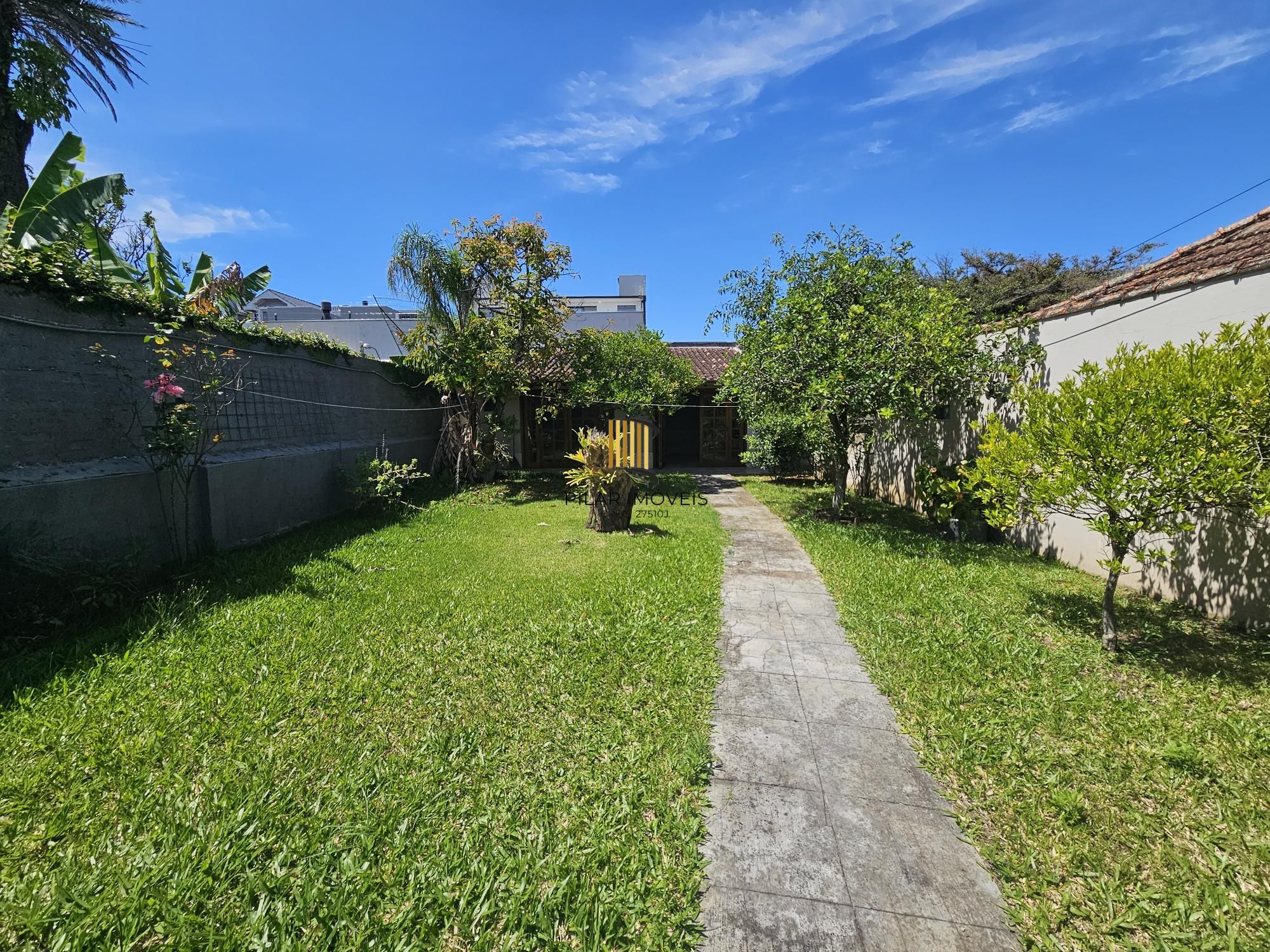 LINDO SOBRADO NO MELHOR PONTO DO BAIRRO TRISTEZA