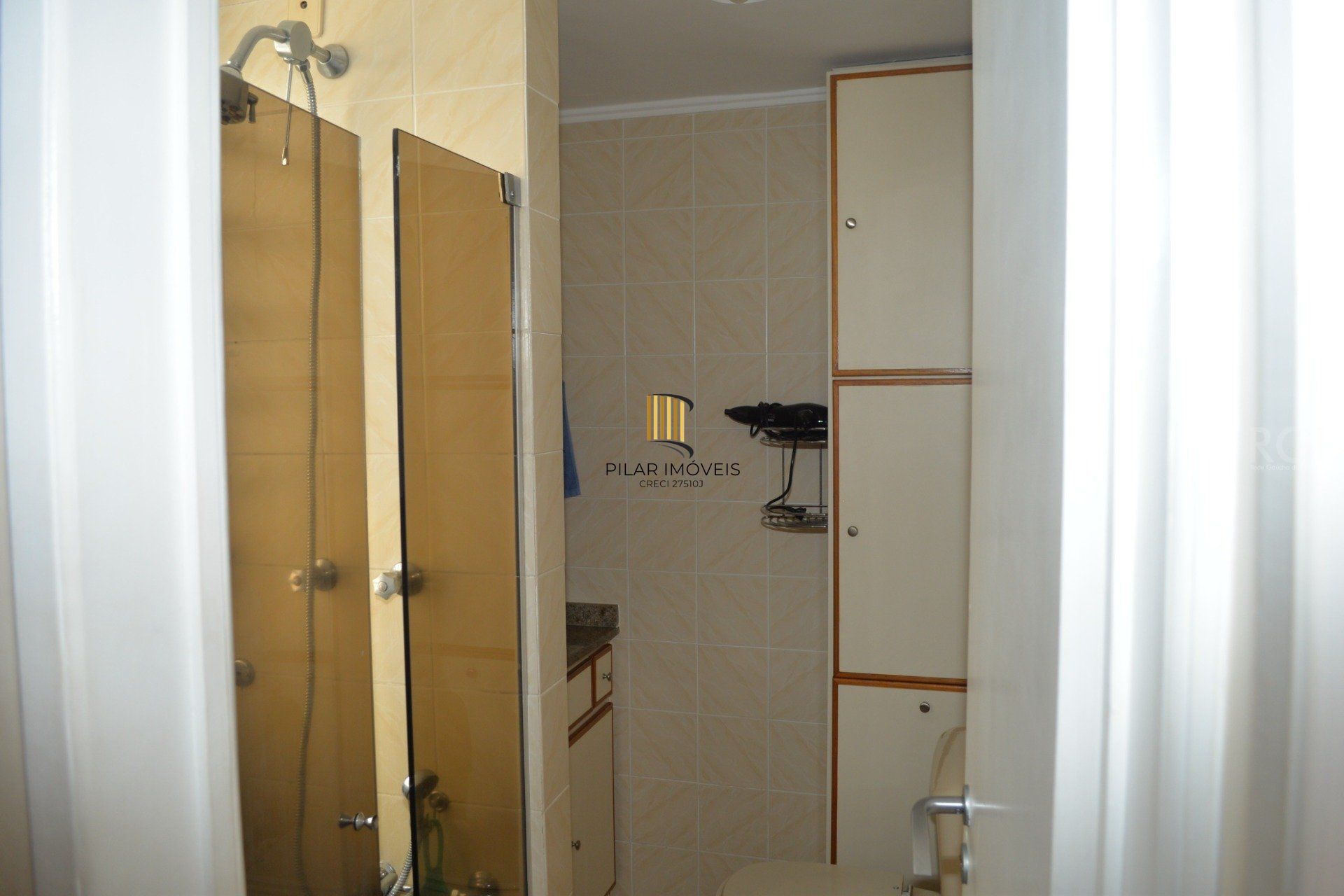 Apartamento para Venda - 120.46m², 3 dormitórios, sendo 1 suites, 1 vaga - Cristal