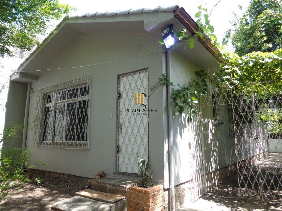 Casa para Venda - 200m², 3 dormitórios, 2 vagas - Navegantes - Pilar Imóveis